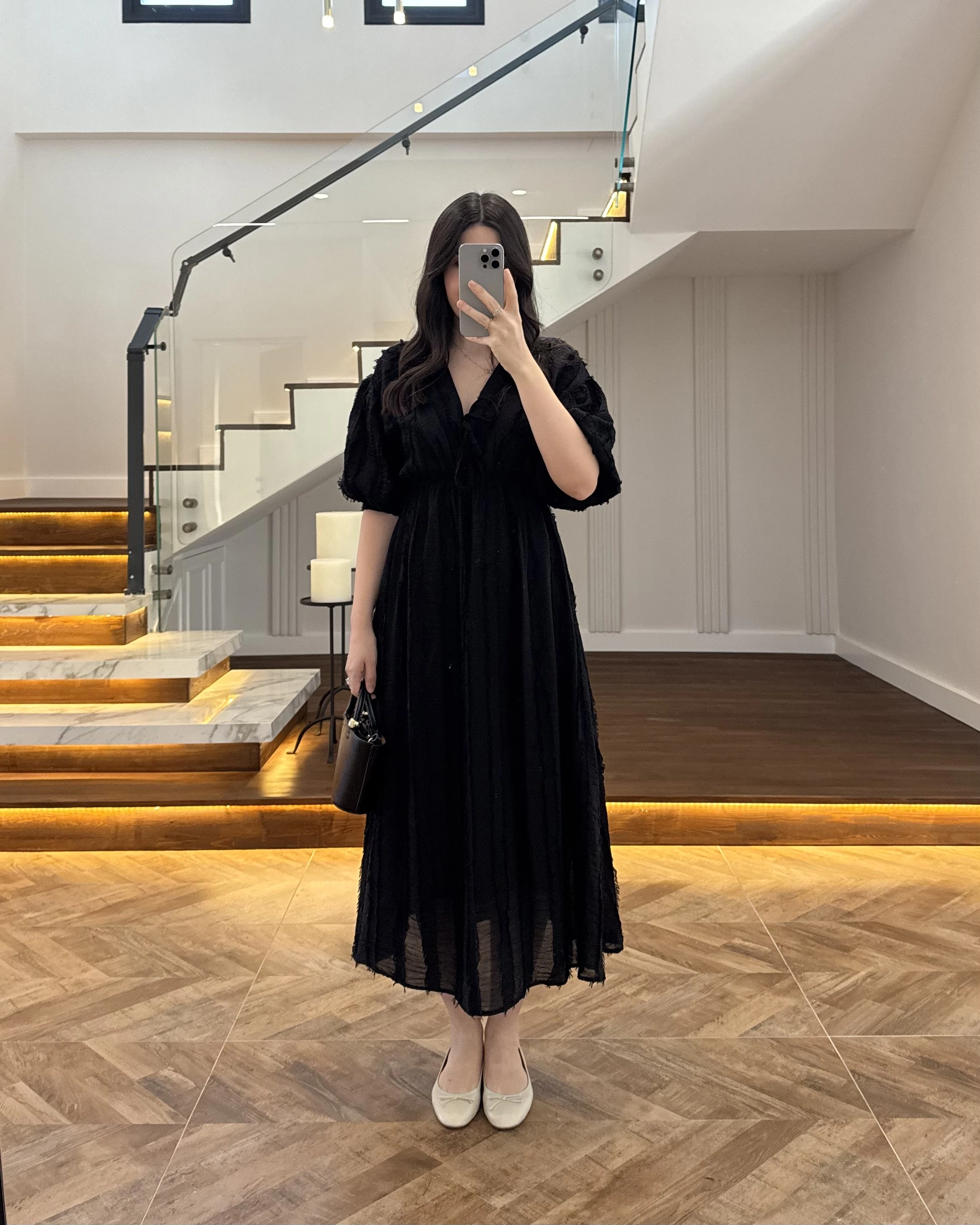 SİYAH PÜSKÜLLÜ ELBİSE - 3075