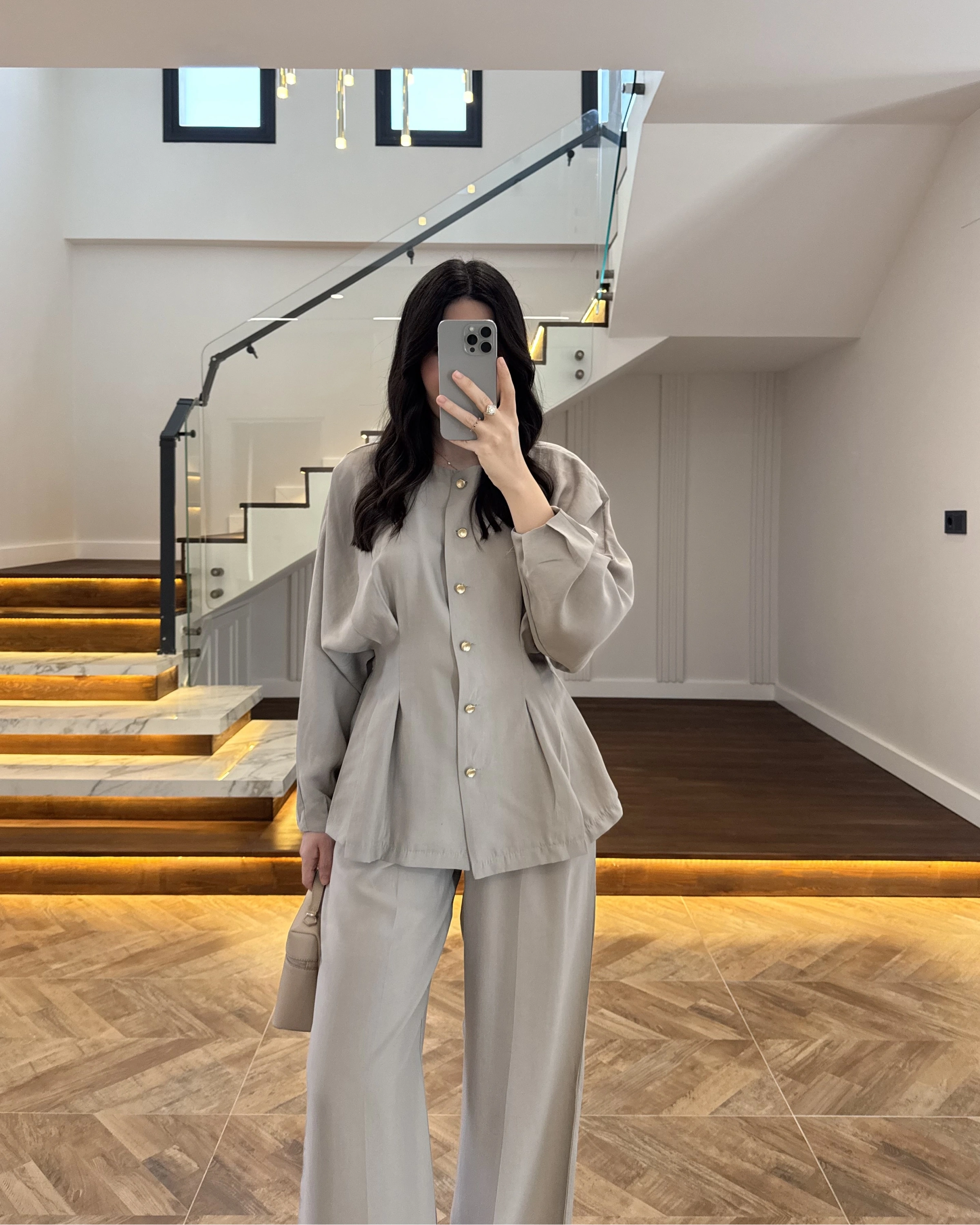 VİZON GOLD DÜĞMELİ PİLELİ TAKIM -8930