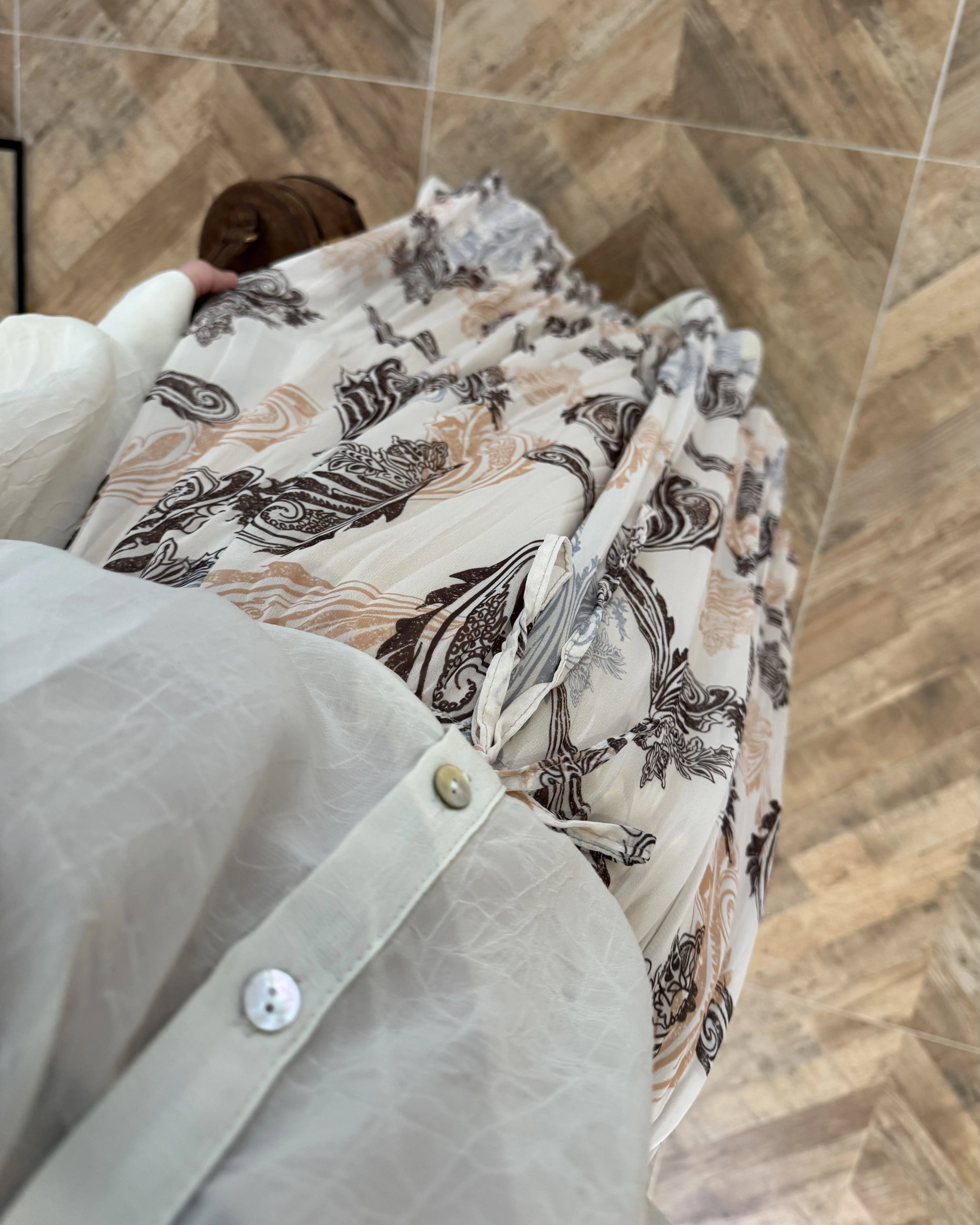 ASİMETRİK KESİM BEJ ŞİFON ETEK-1293