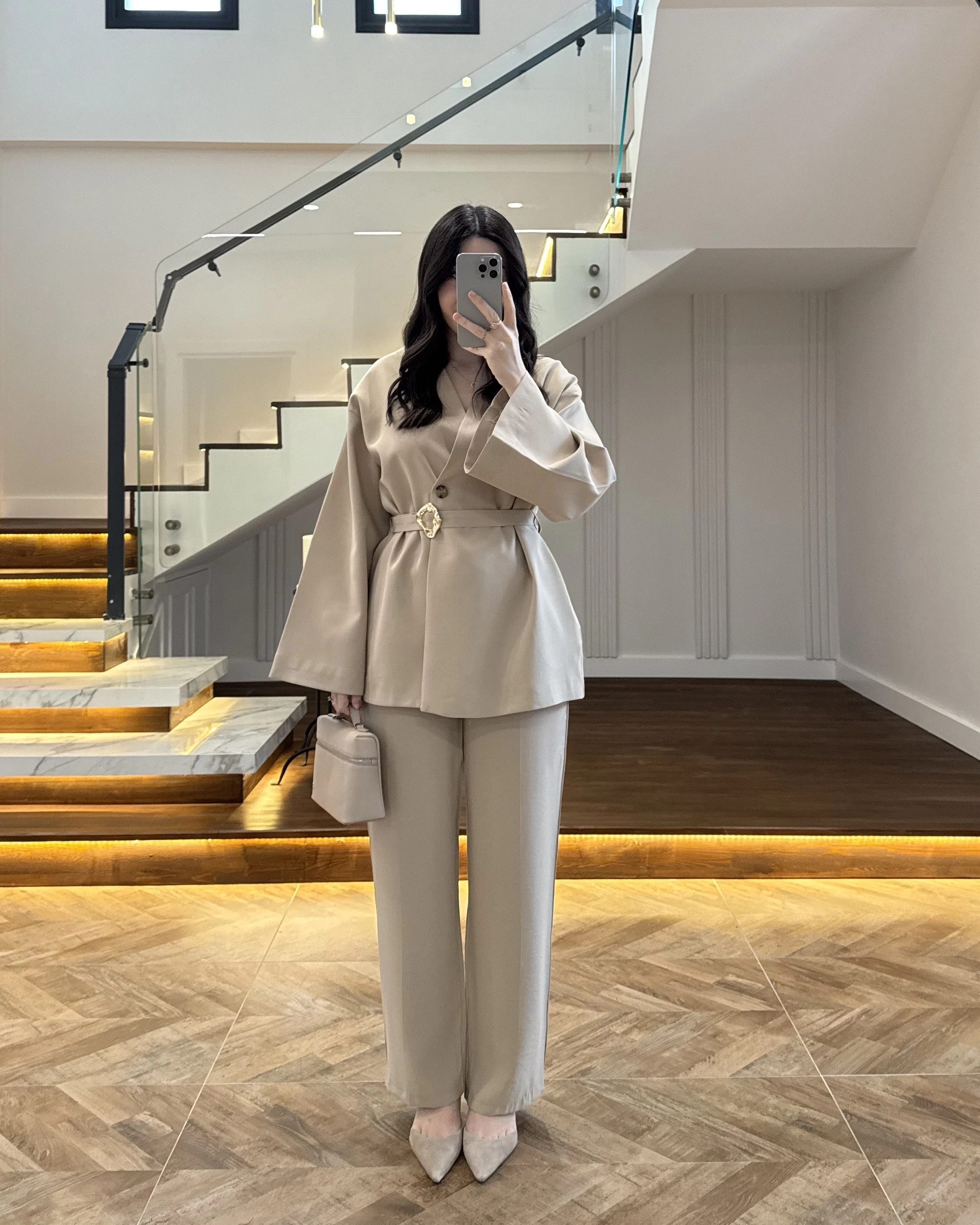 VİZON ÖNÜ DÜĞMELİ TOKALI TAKIM-9021