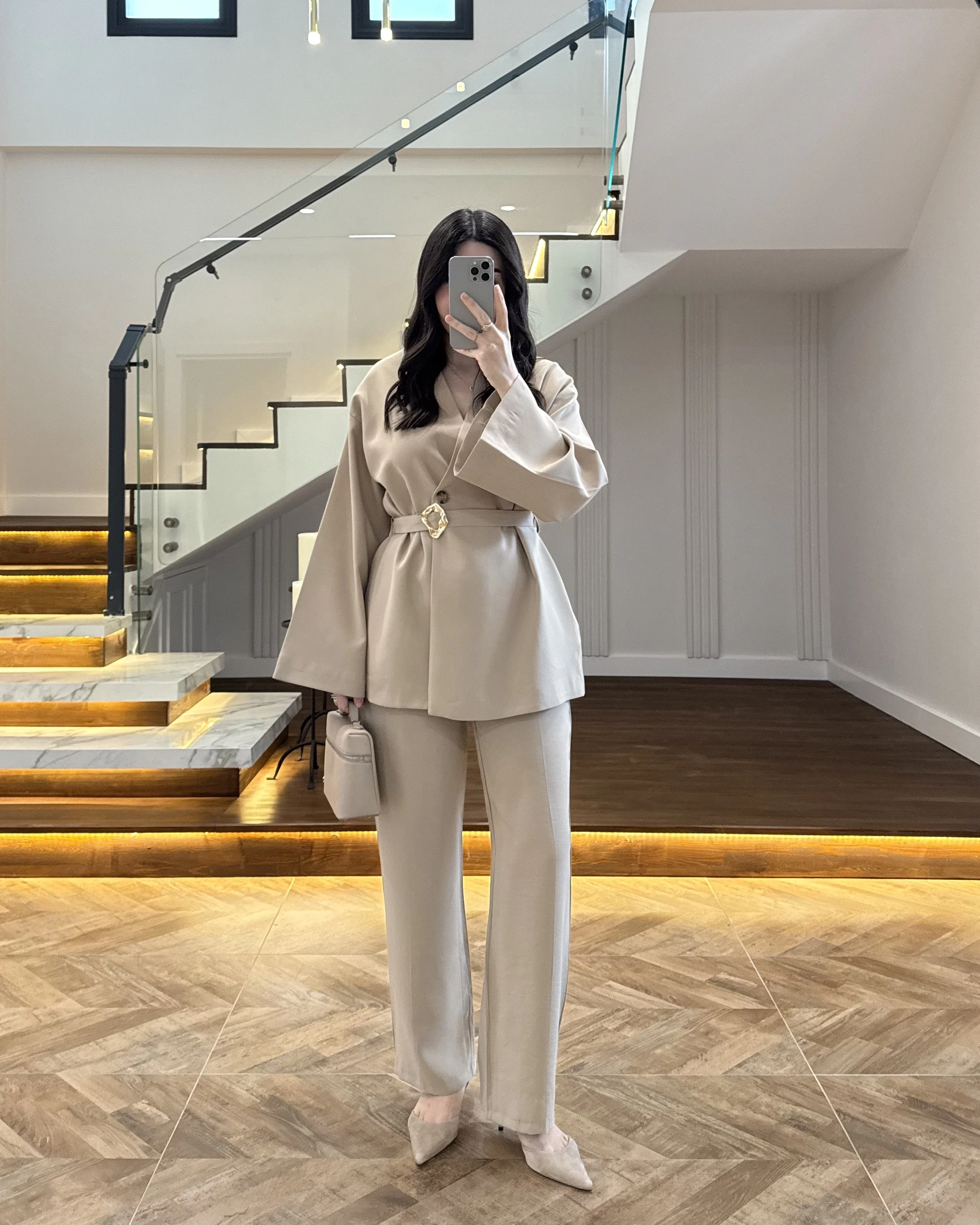 VİZON ÖNÜ DÜĞMELİ TOKALI TAKIM-9021