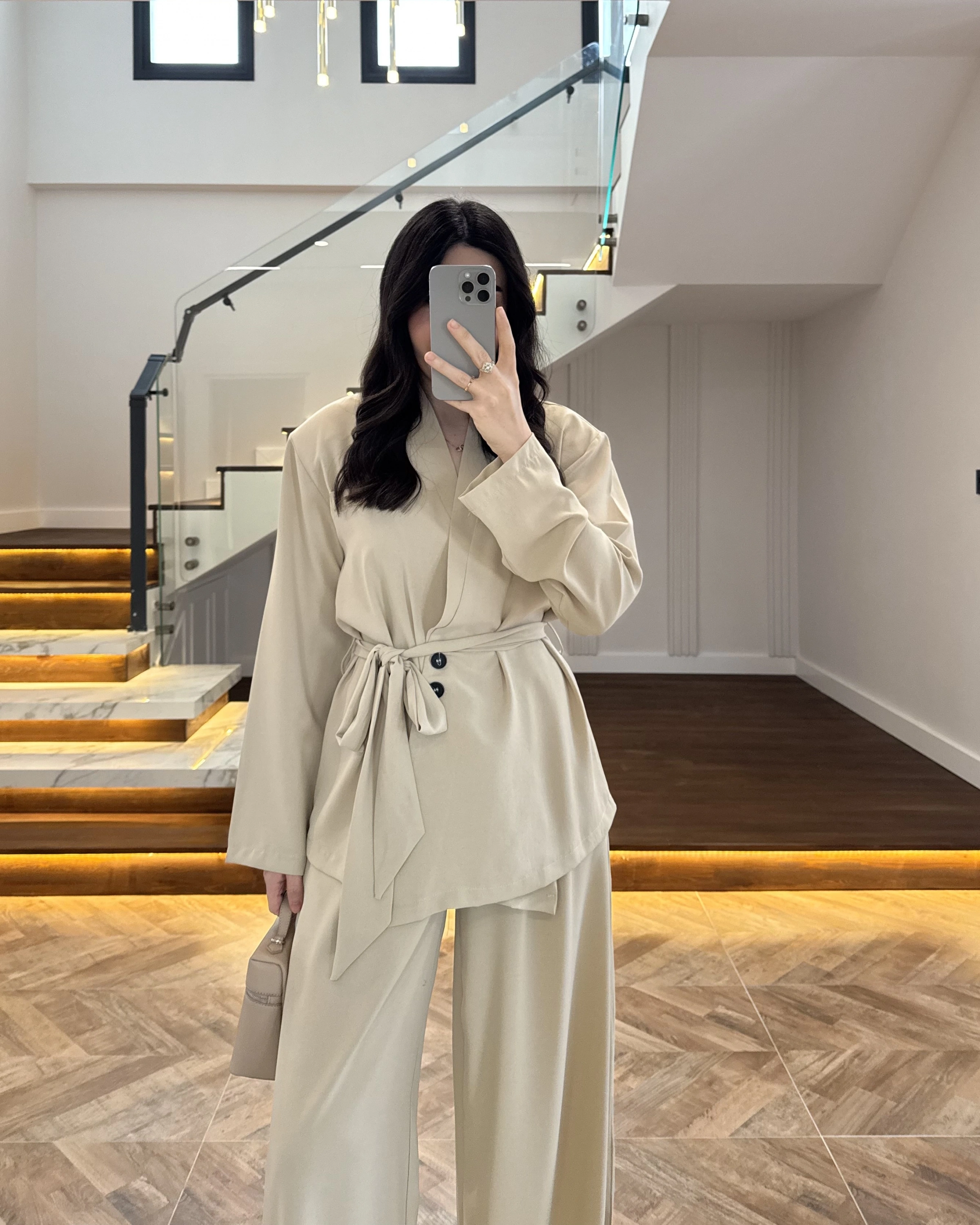 TAŞ VATKALI ASİMETRİK CEKETLİ TAKIM-60609