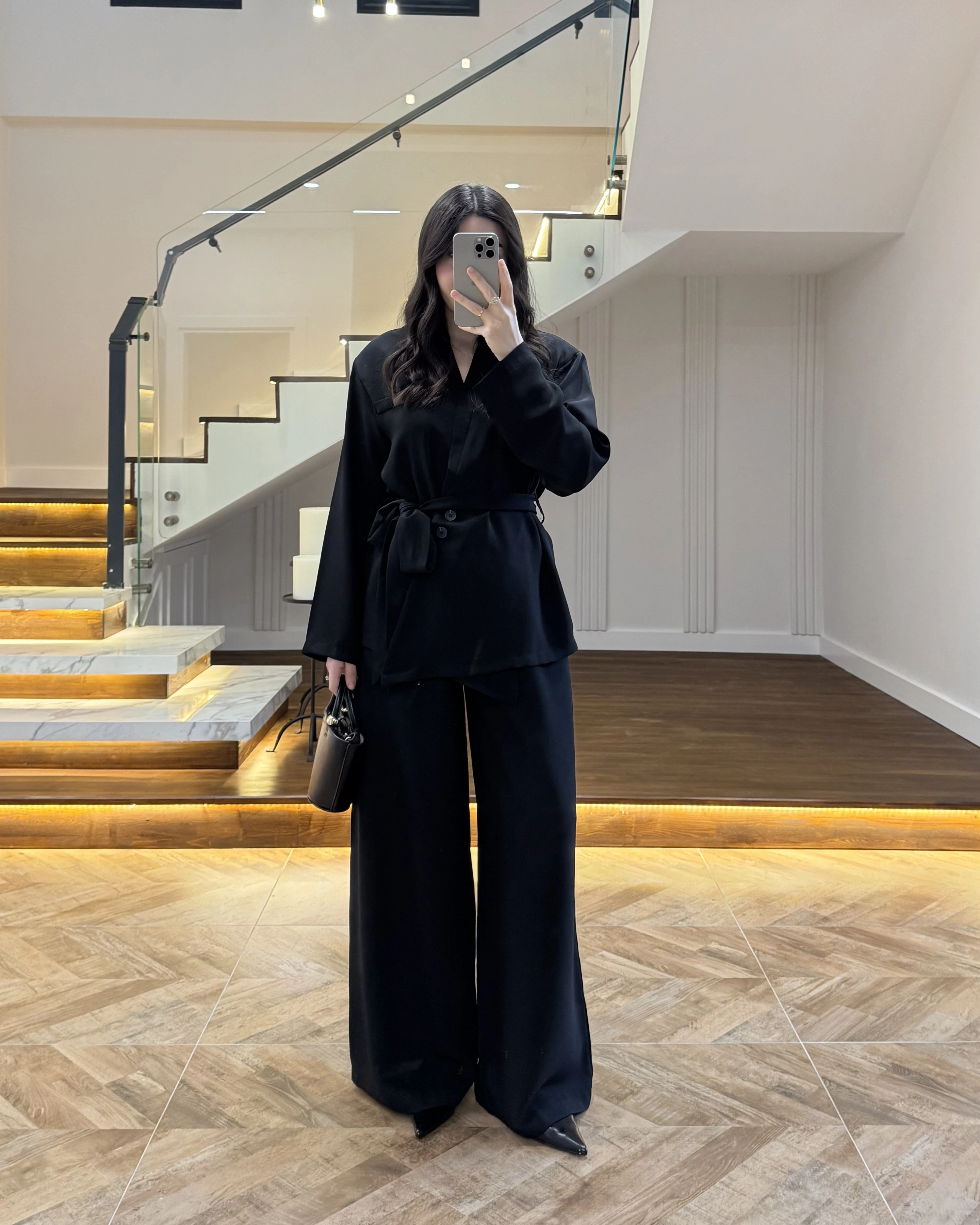 SİYAH VATKALI ASİMETRİK CEKETLİ TAKIM-60609