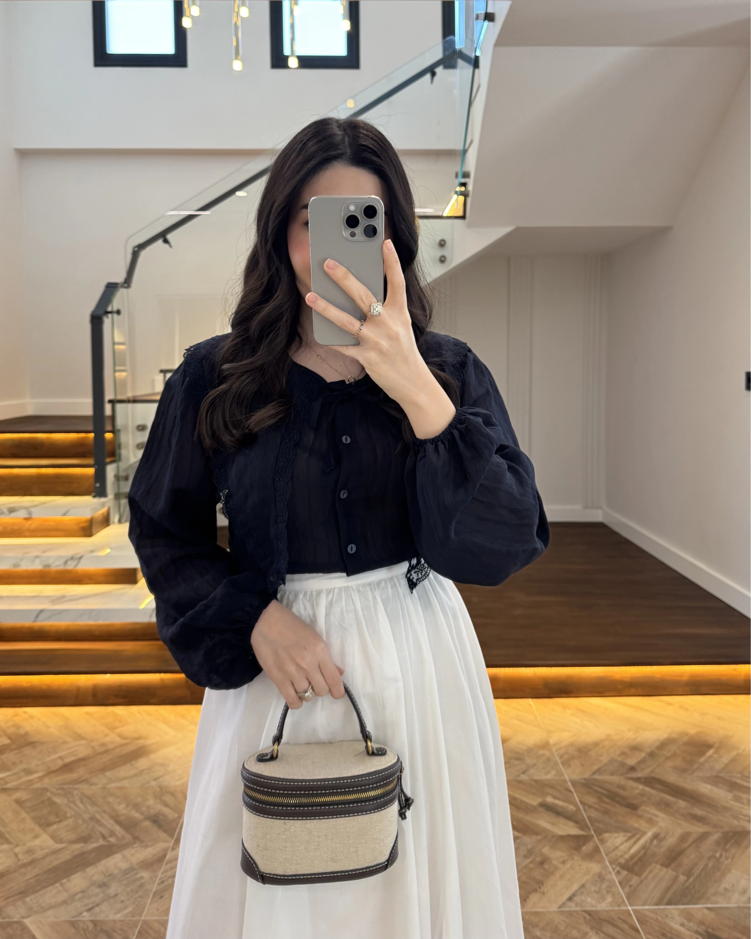 LACİVERT DANTEL YAKA GÖMLEK -2223