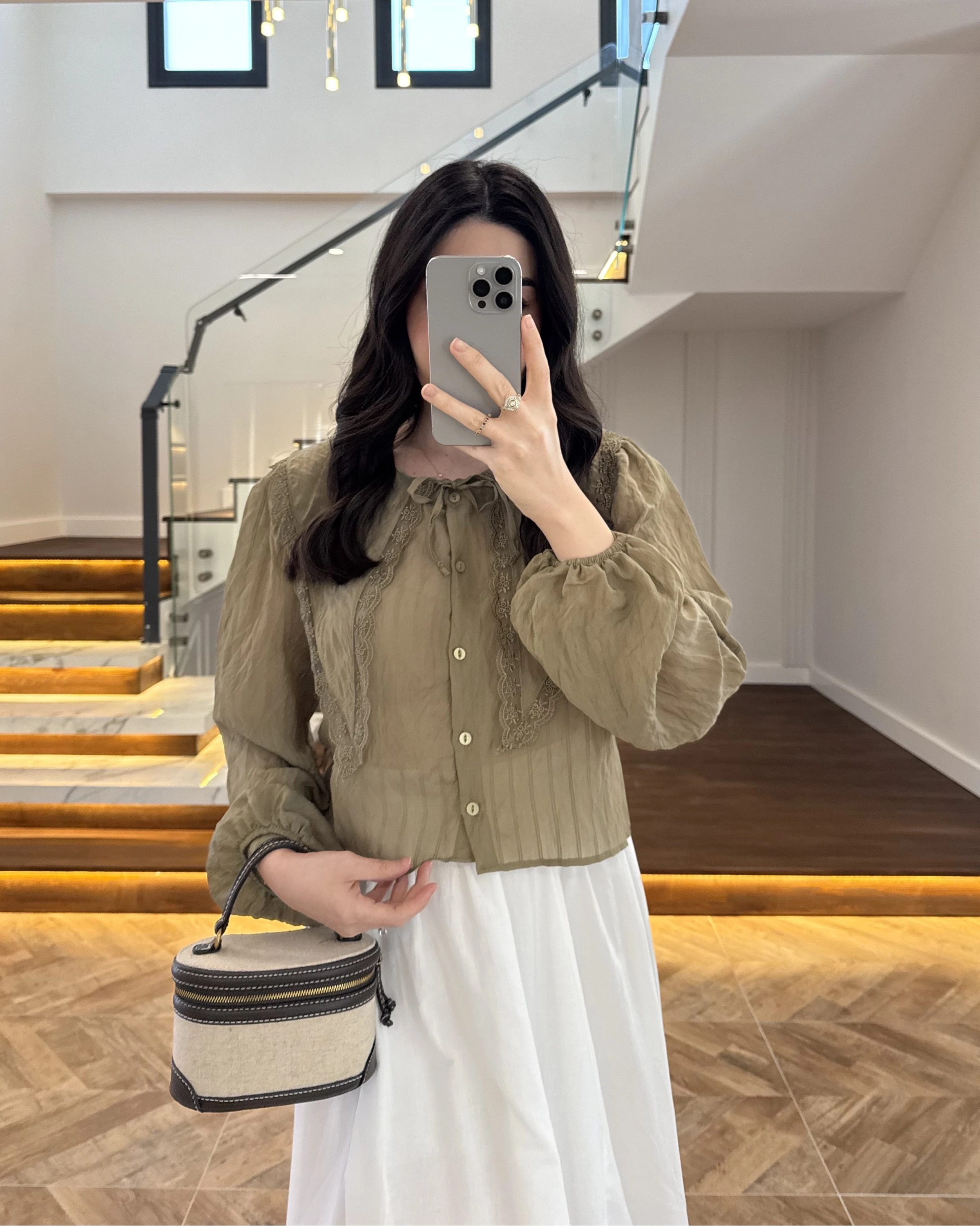 ÇAĞLA DANTEL YAKA GÖMLEK -2223