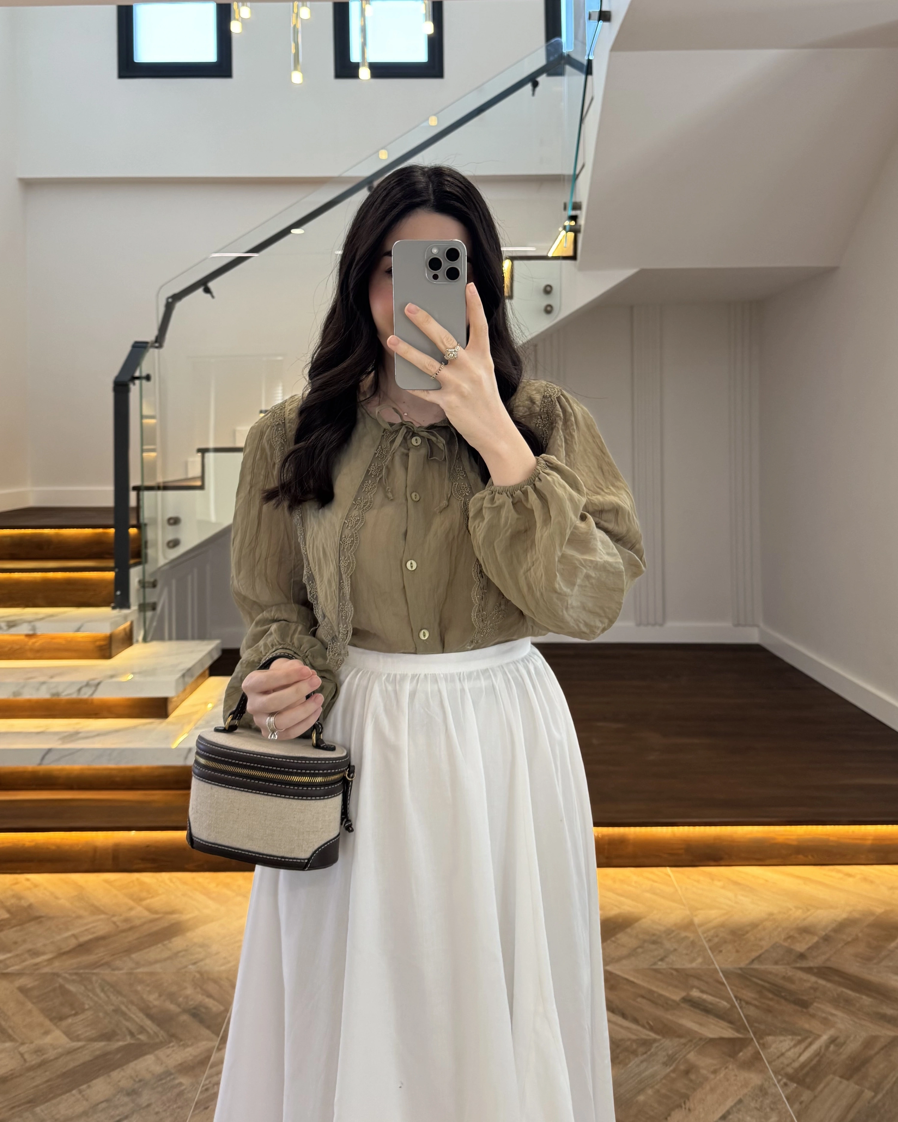 ÇAĞLA DANTEL YAKA GÖMLEK -2223