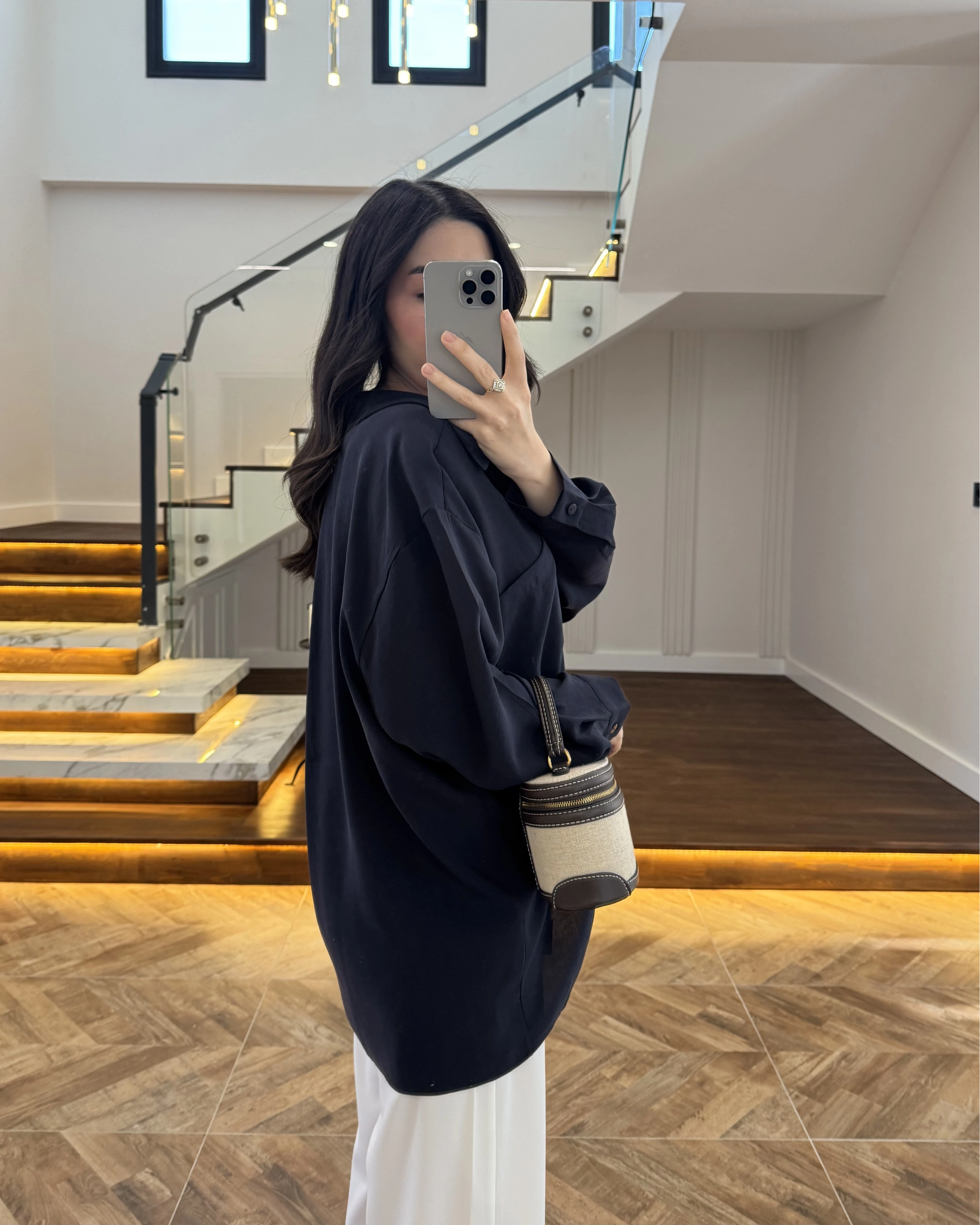 LACİVERT DÜŞÜK OMUZLU MODAL GÖMLEK -5050