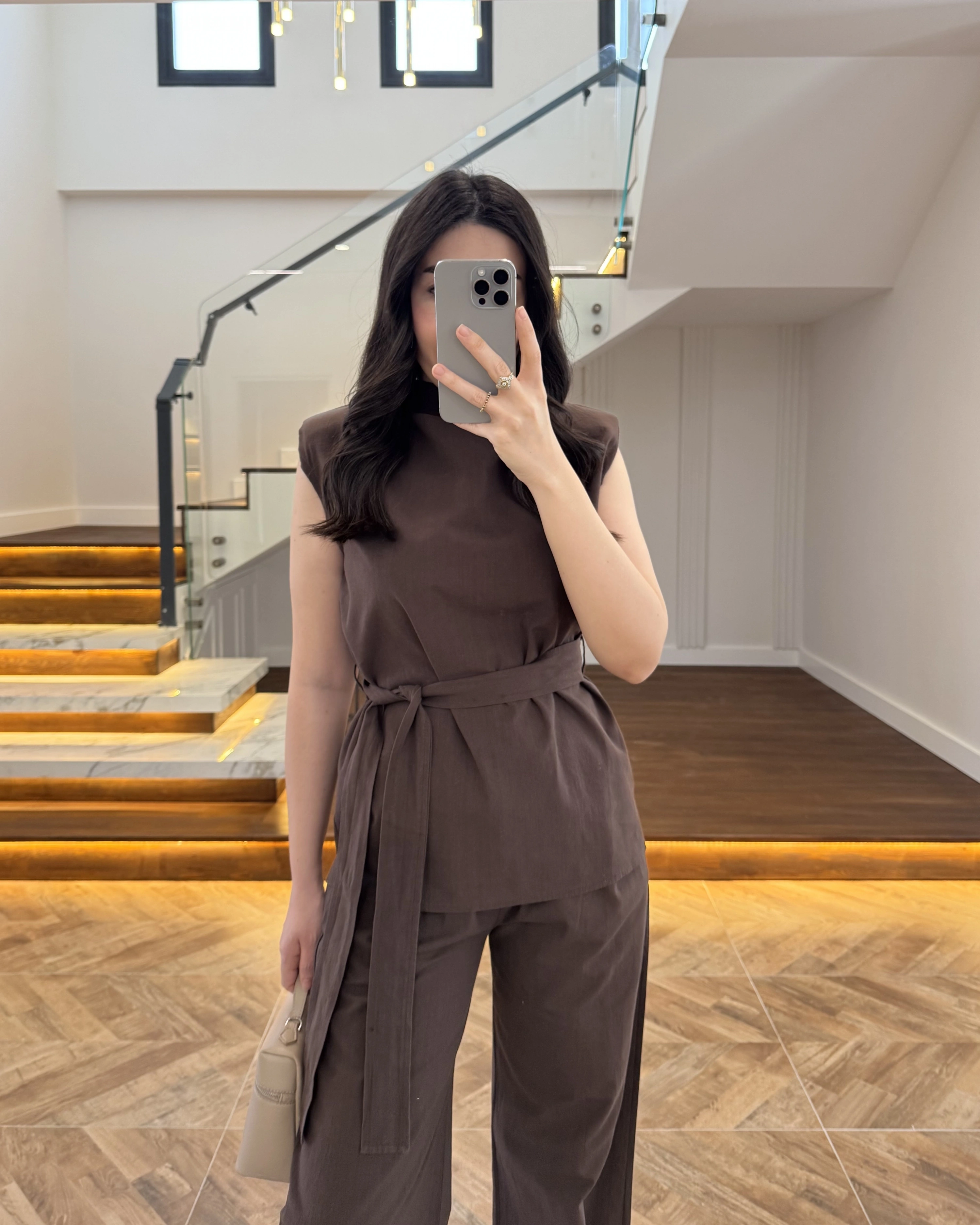 KAHVE DEGAJE YAKA KEMERLİ TAKIM -8965