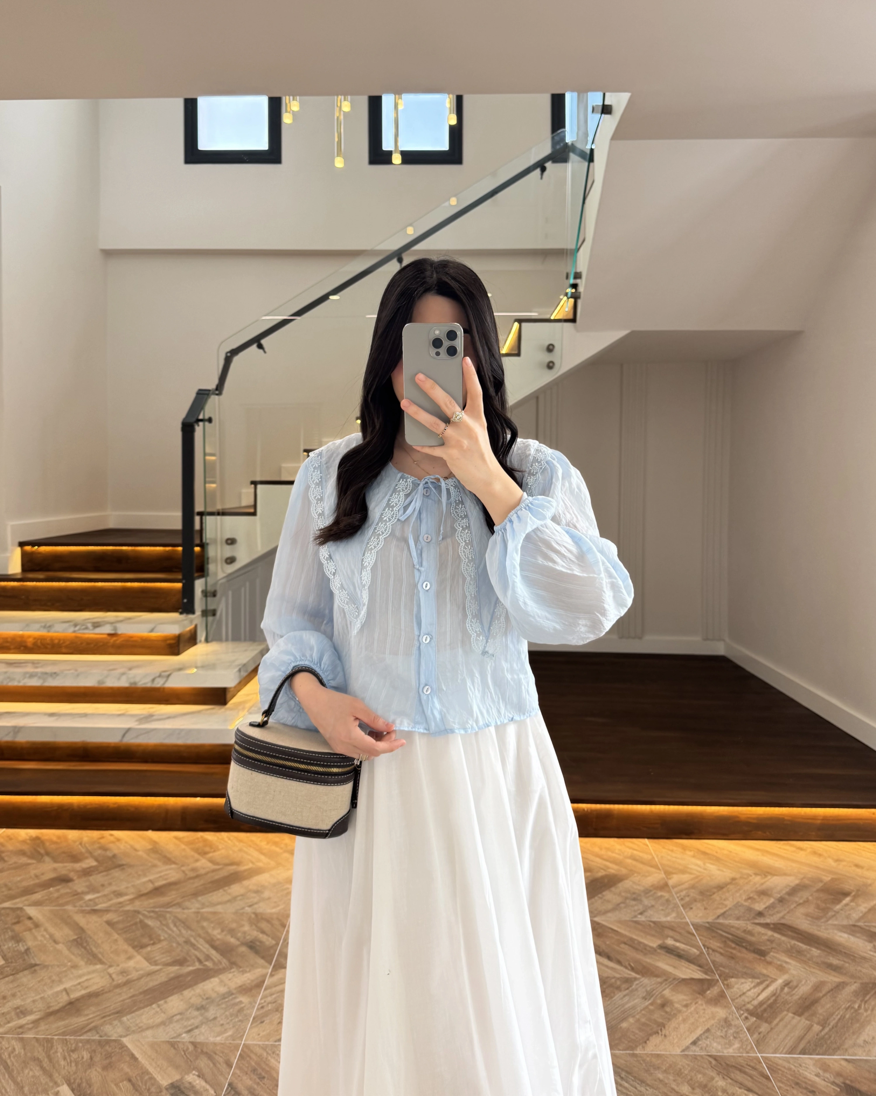 MAVİ DANTEL YAKA GÖMLEK -2223