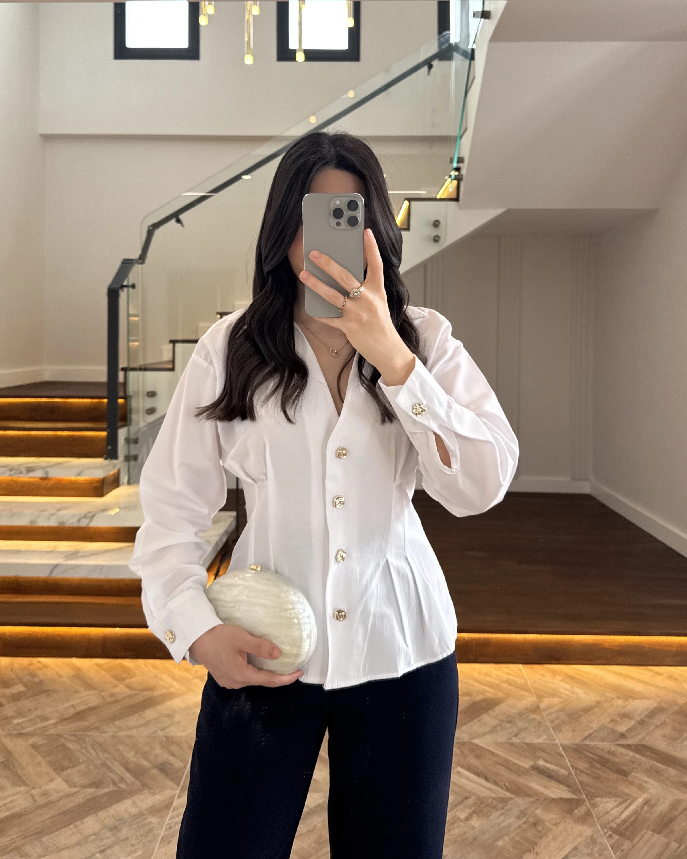 BEYAZ PİLE DETAY V YAK GÖMLEK-2222