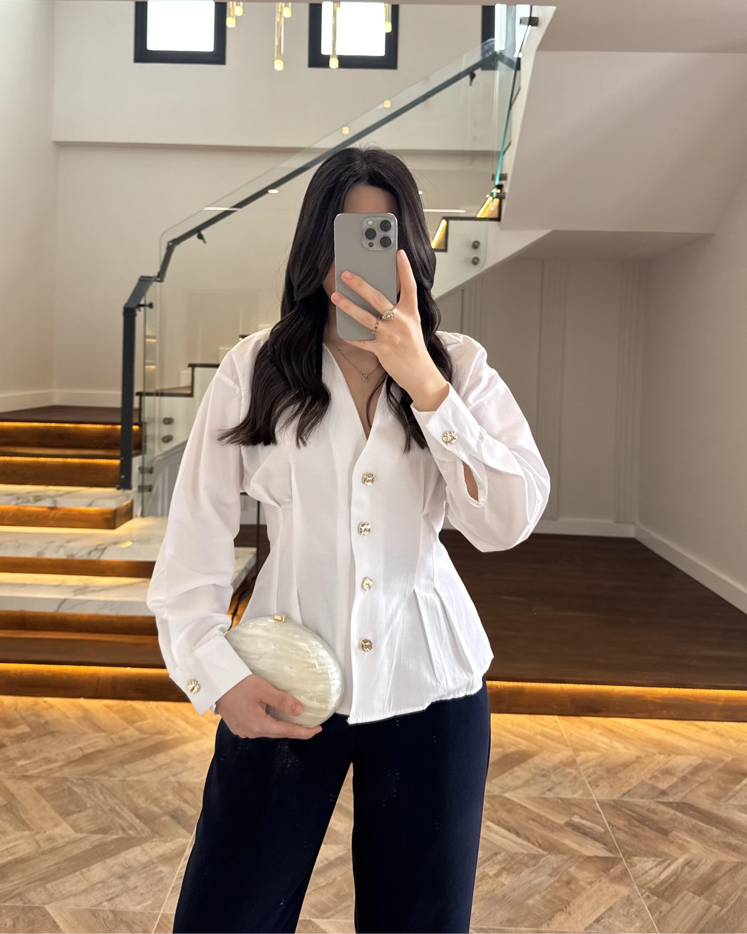 BEYAZ PİLE DETAY V YAK GÖMLEK-2222