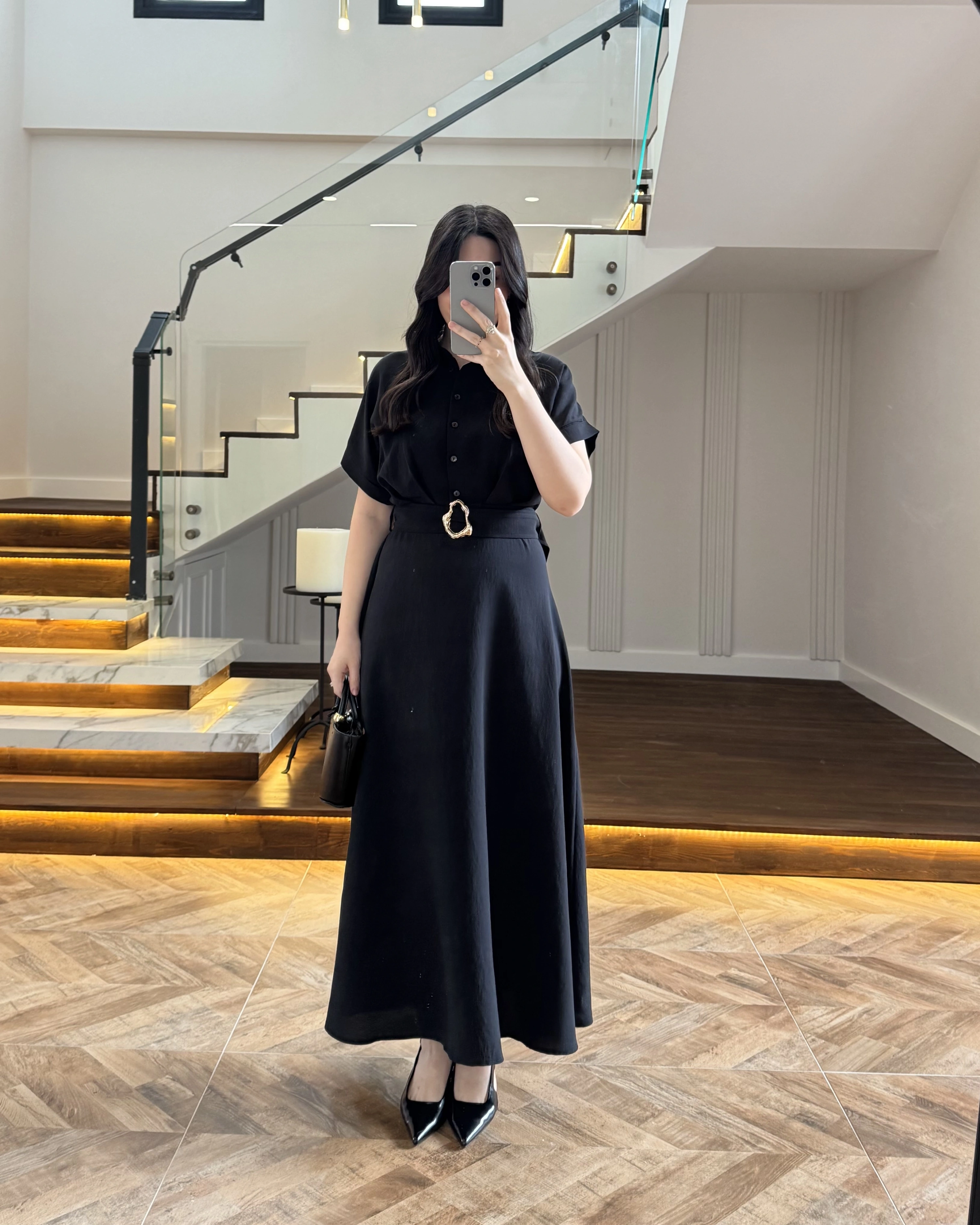 SİYAH GOLD KEMER DETAYLI VİSKON ELBİSE -2376