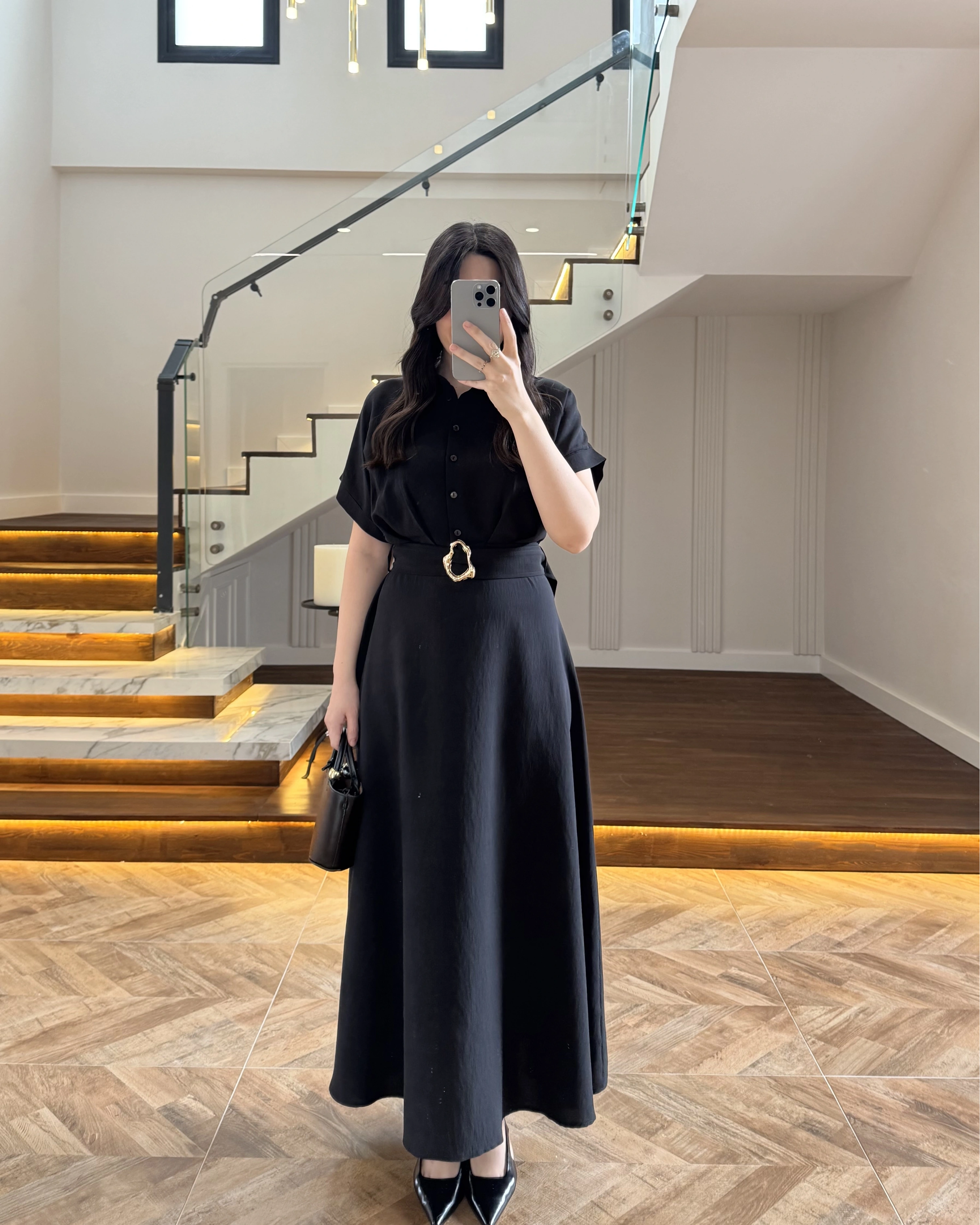 SİYAH GOLD KEMER DETAYLI VİSKON ELBİSE -2376