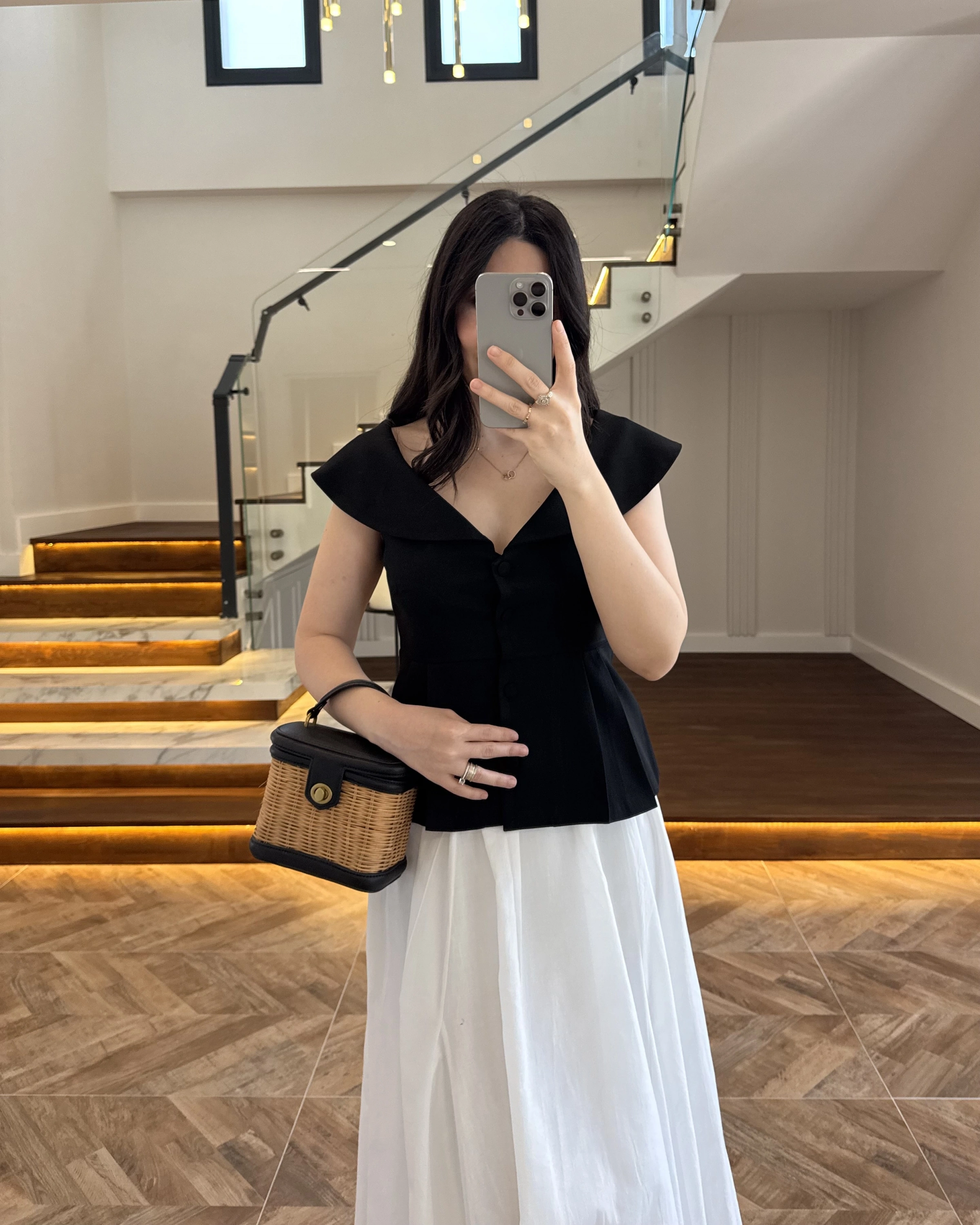 MADONNA YAKA YELEK SİYAH -8024