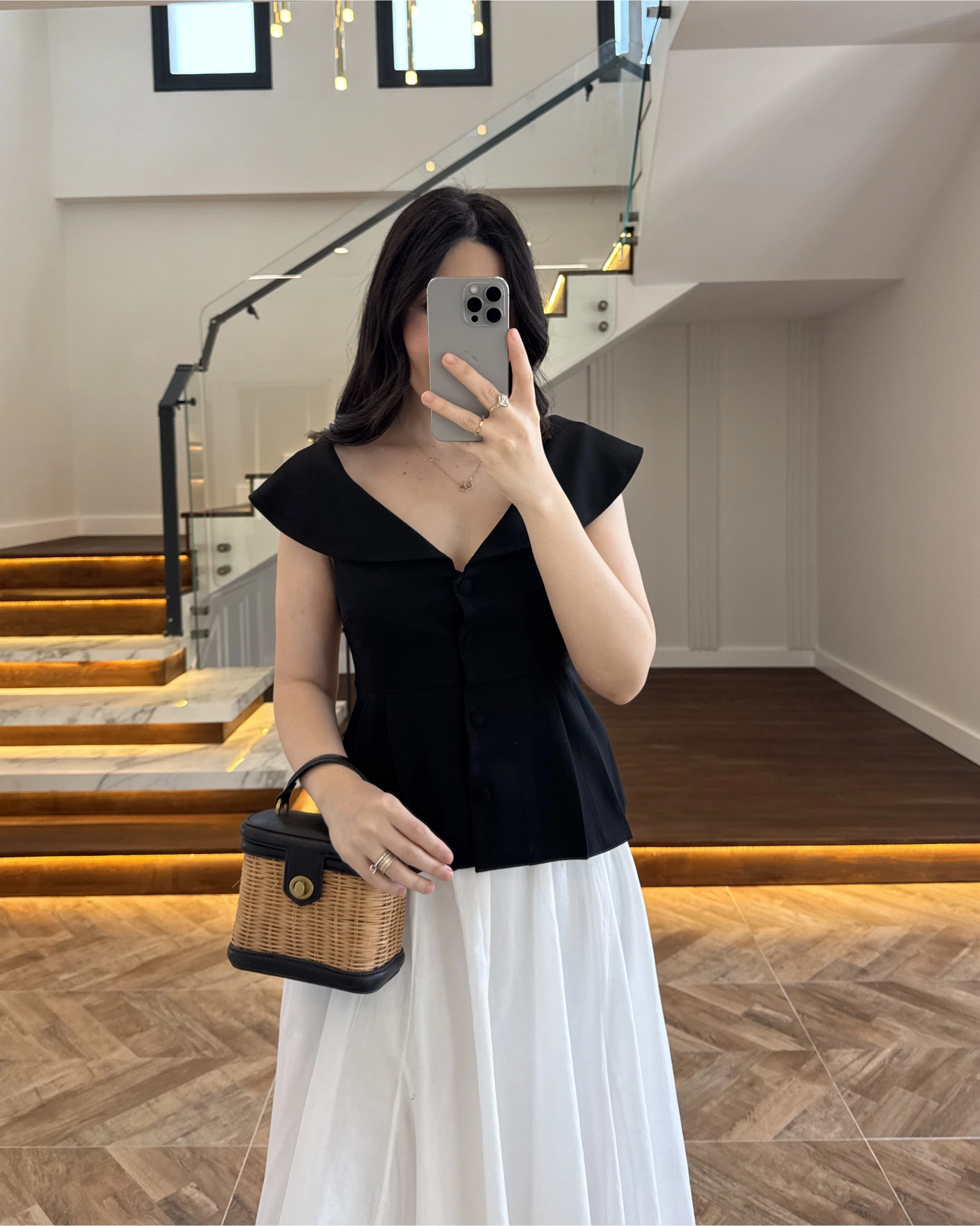 MADONNA YAKA YELEK SİYAH -8024