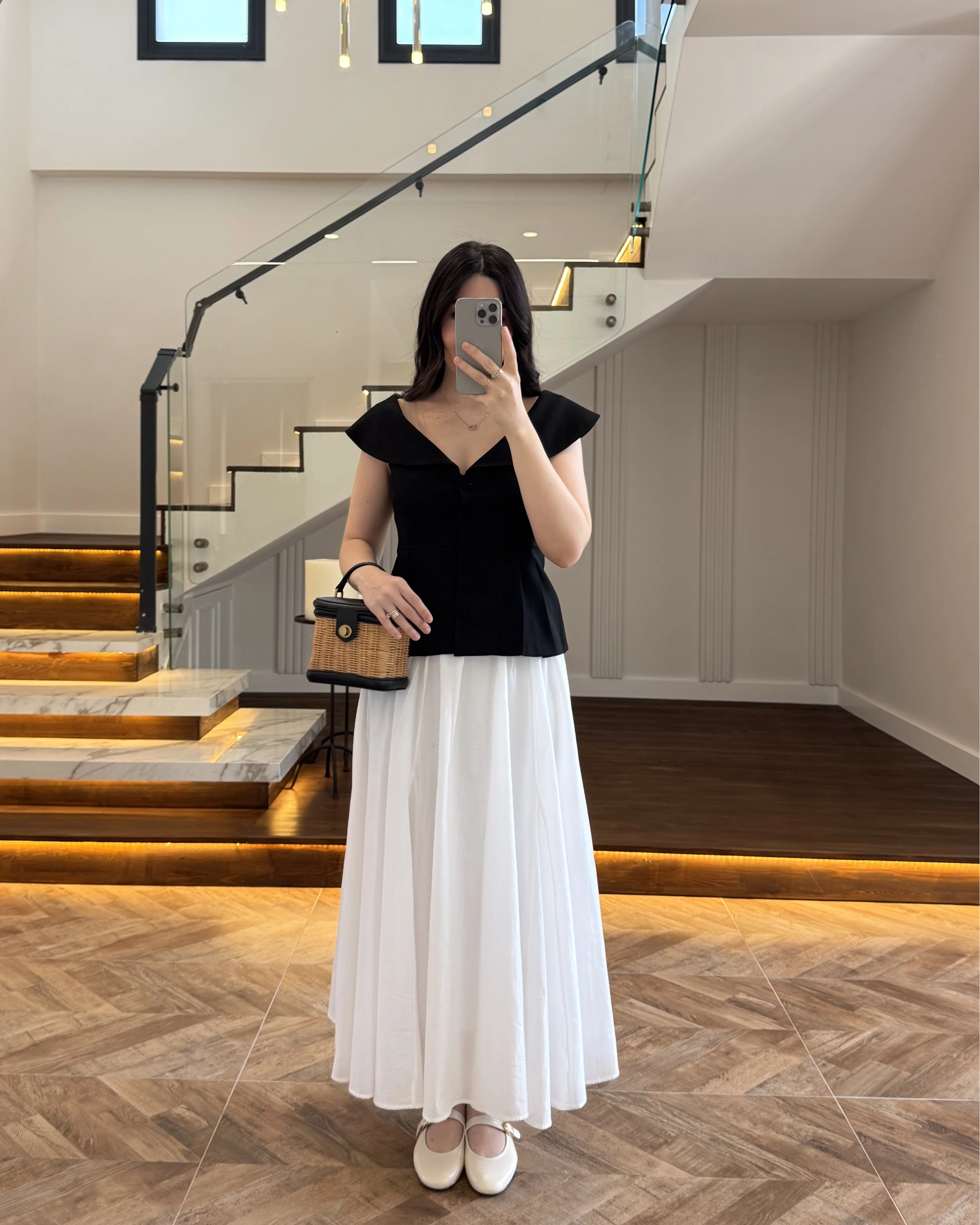 MADONNA YAKA YELEK SİYAH -8024