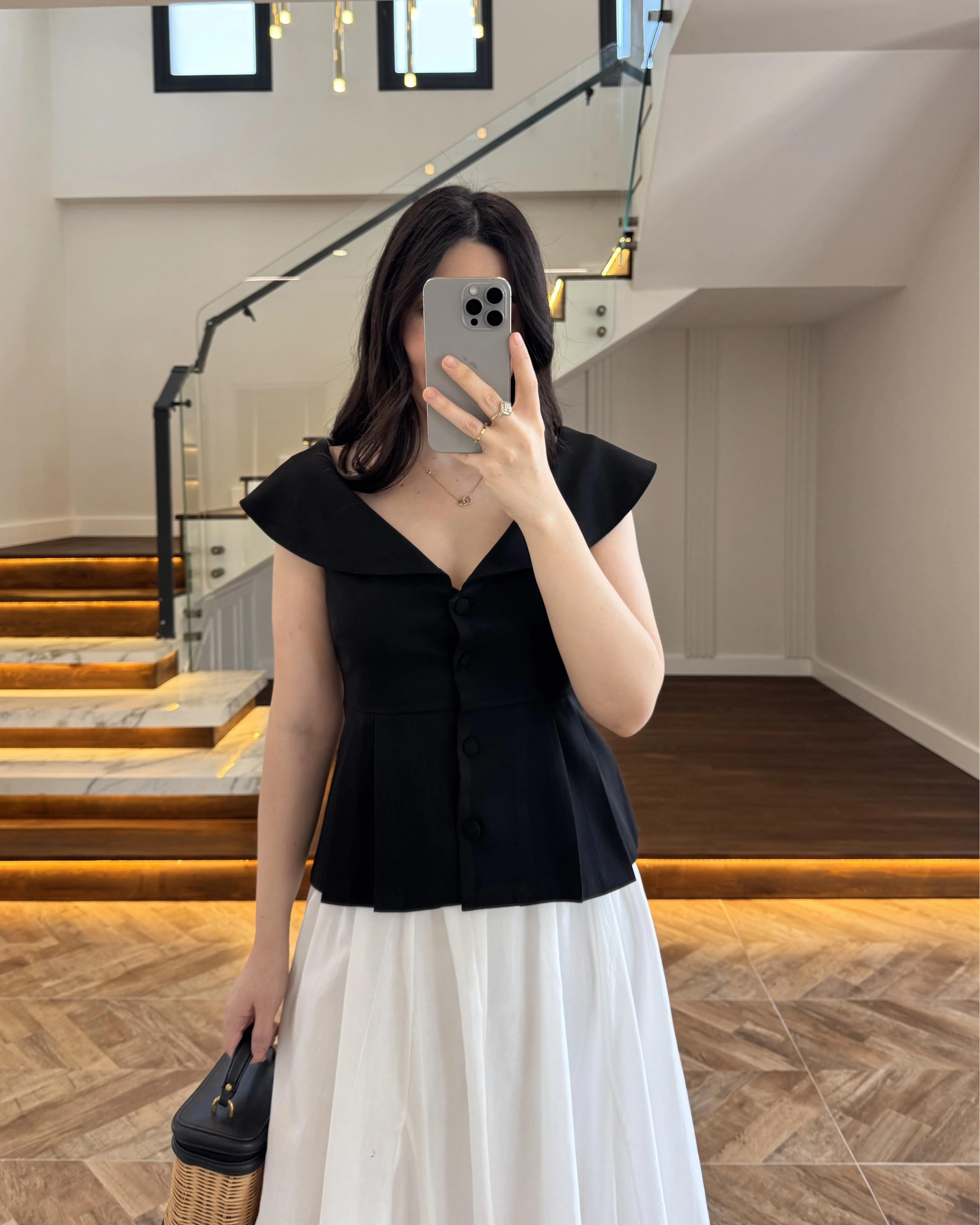 MADONNA YAKA YELEK SİYAH -8024