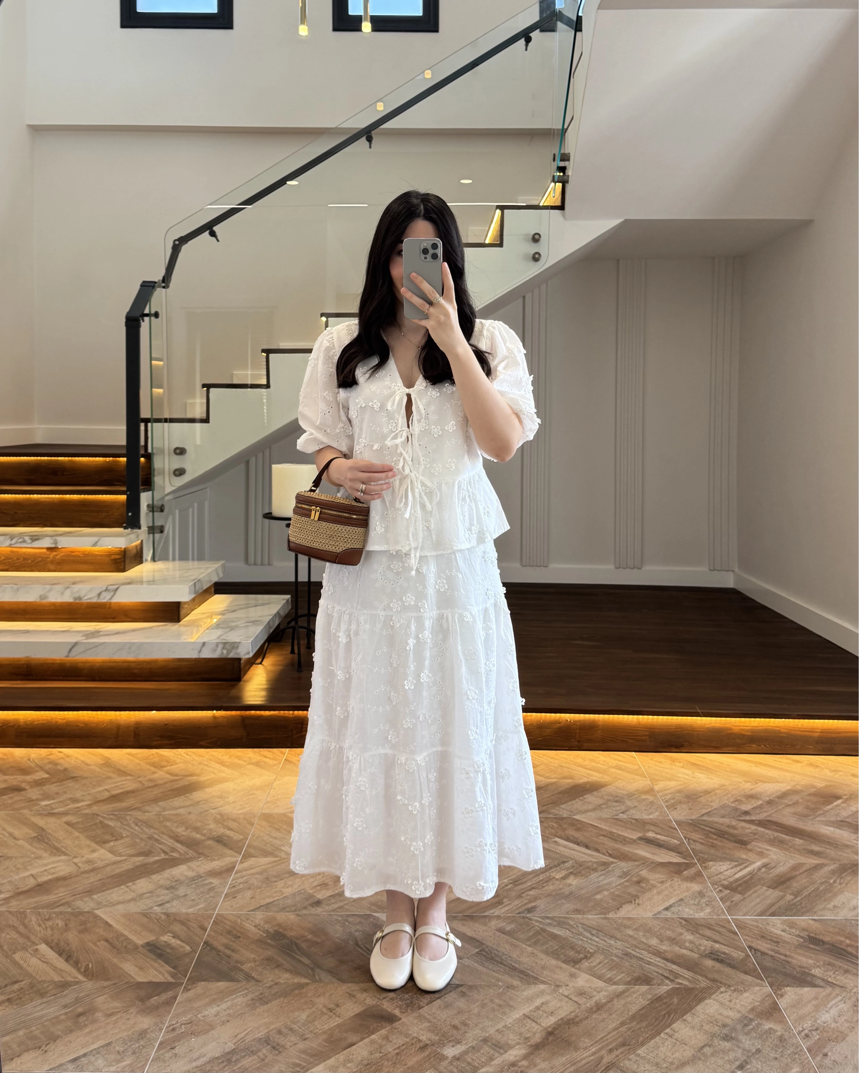 BEYAZ ÇİÇEK NAKIŞLI ETEK TAKIM