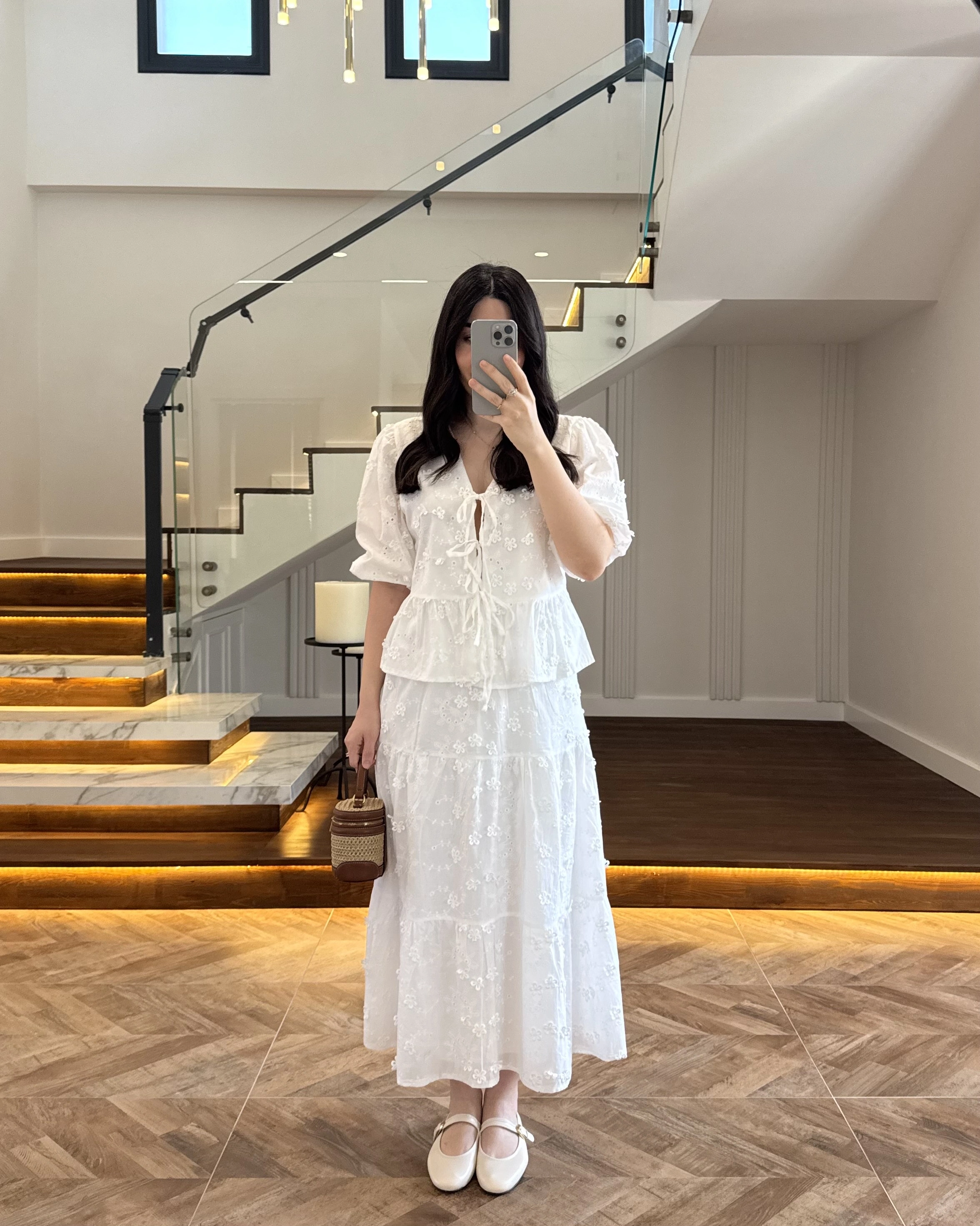 BEYAZ ÇİÇEK NAKIŞLI ETEK TAKIM