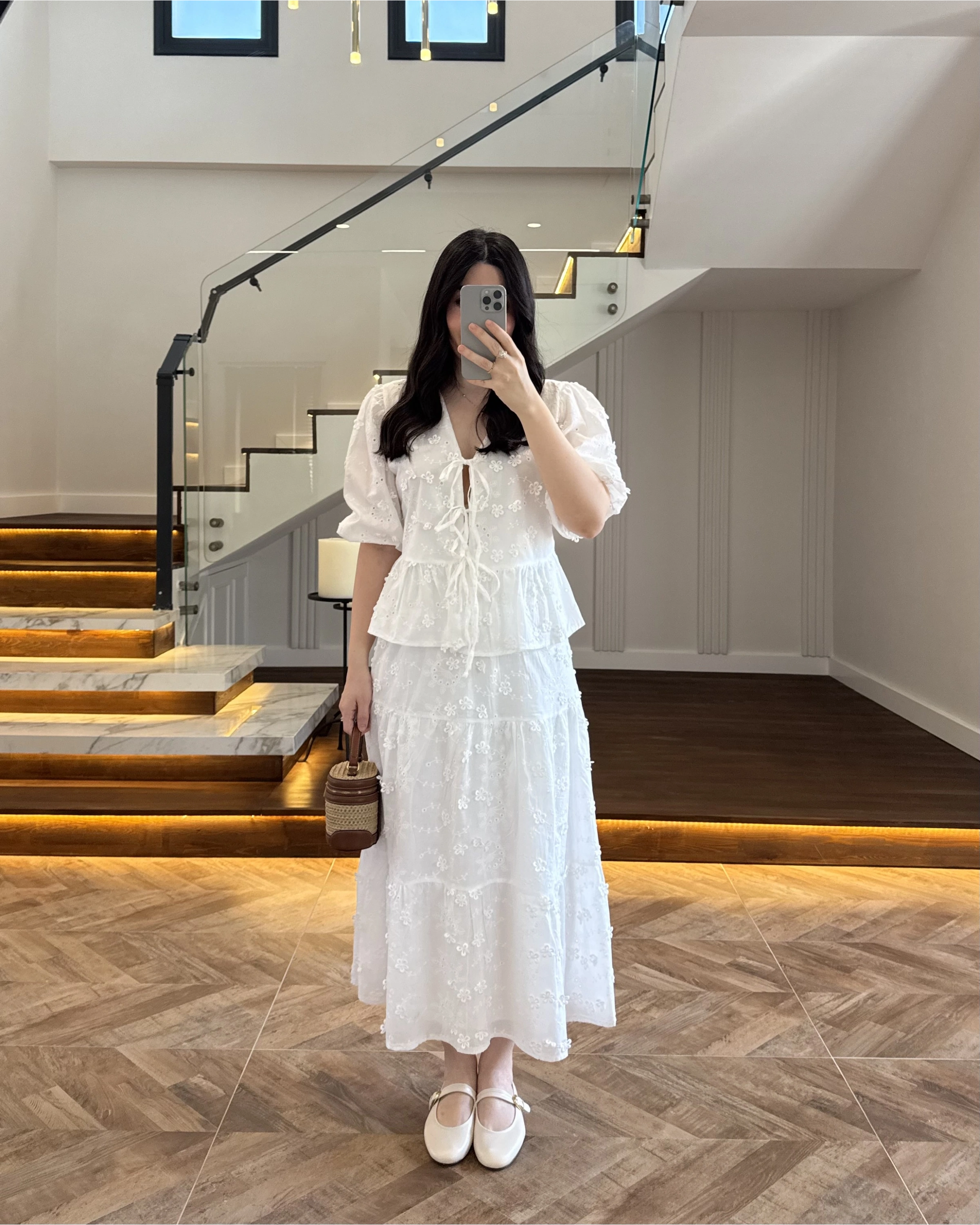 BEYAZ ÇİÇEK NAKIŞLI ETEK TAKIM