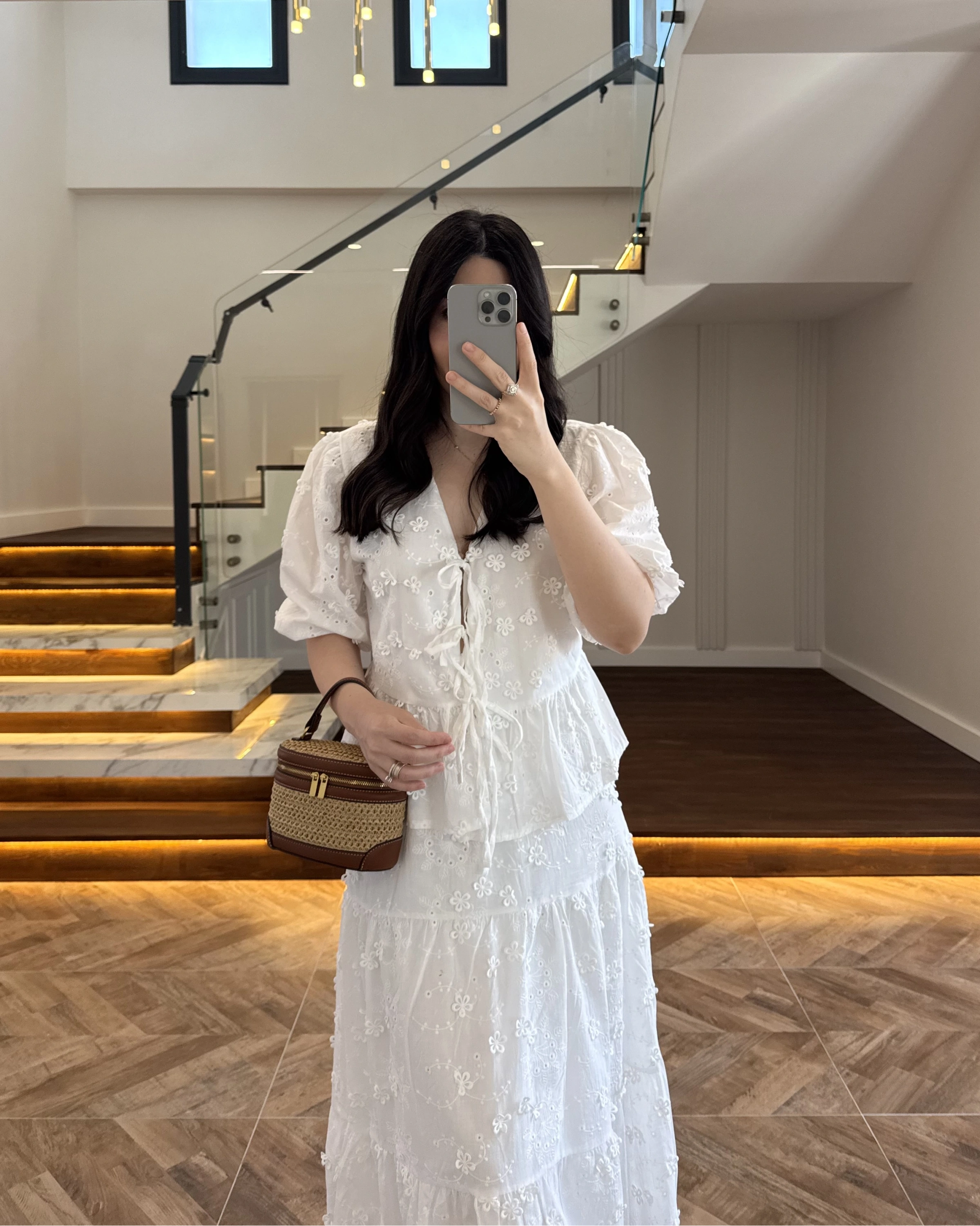 BEYAZ ÇİÇEK NAKIŞLI ETEK TAKIM