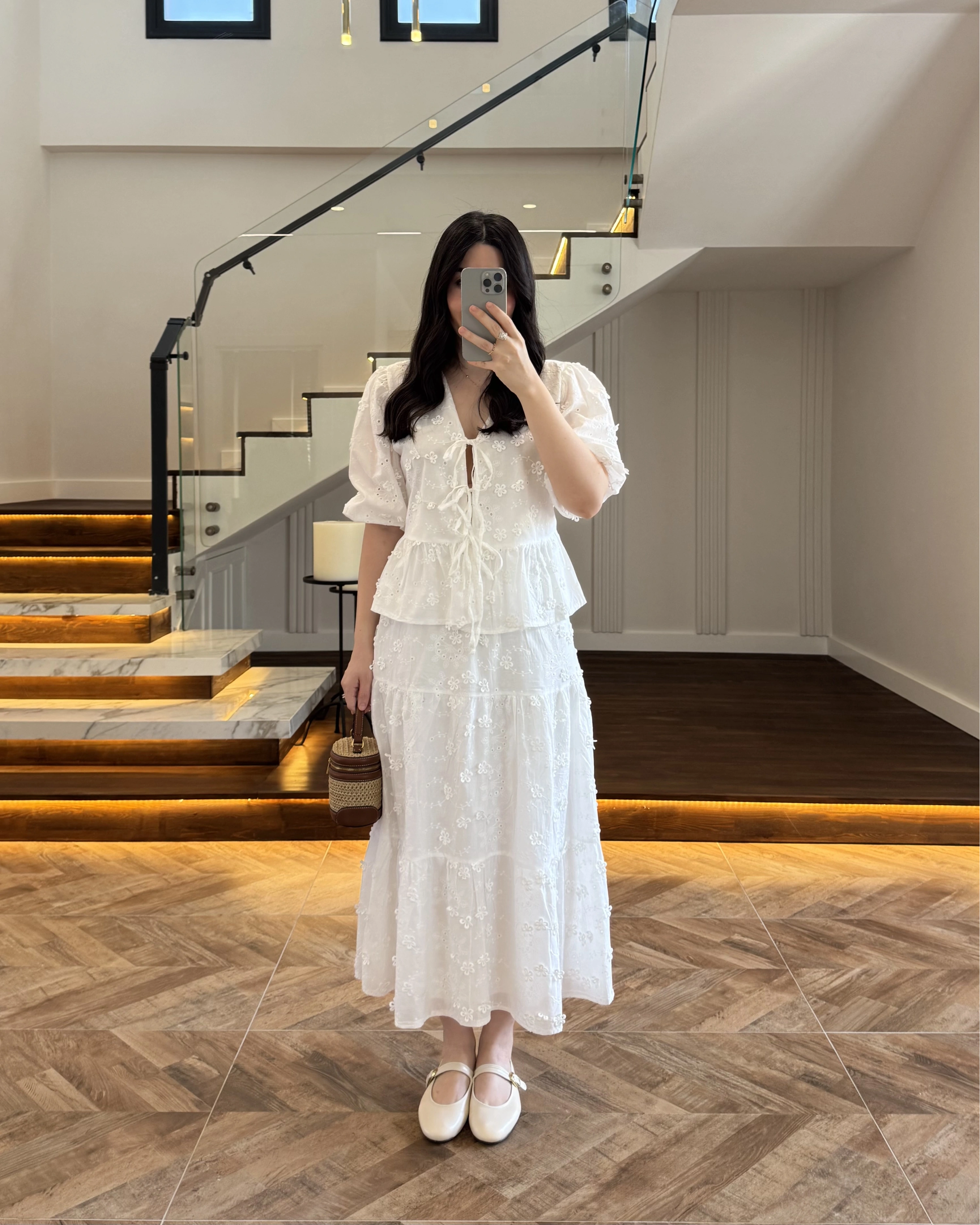 BEYAZ ÇİÇEK NAKIŞLI ETEK TAKIM