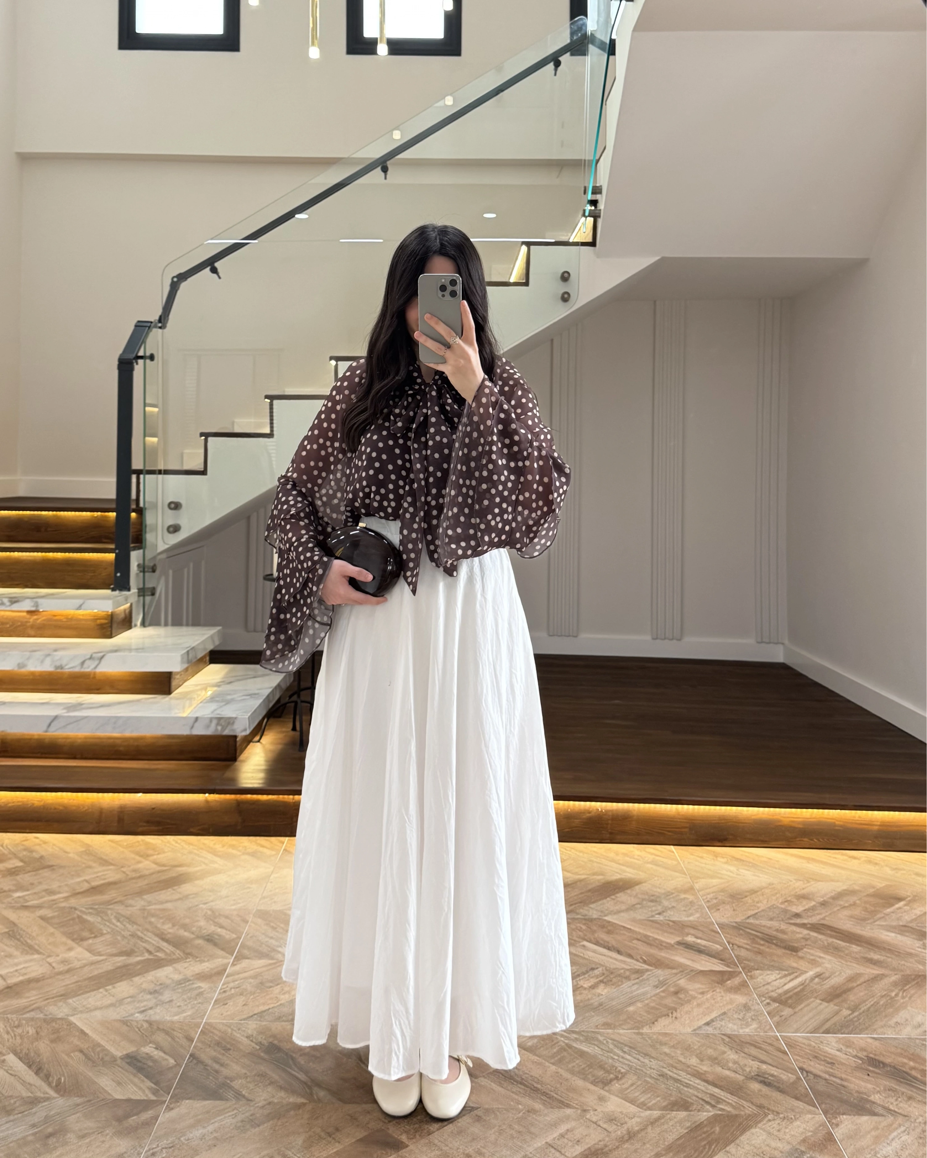 KAHVE PUANTİYELİ SALAŞ BLUZ