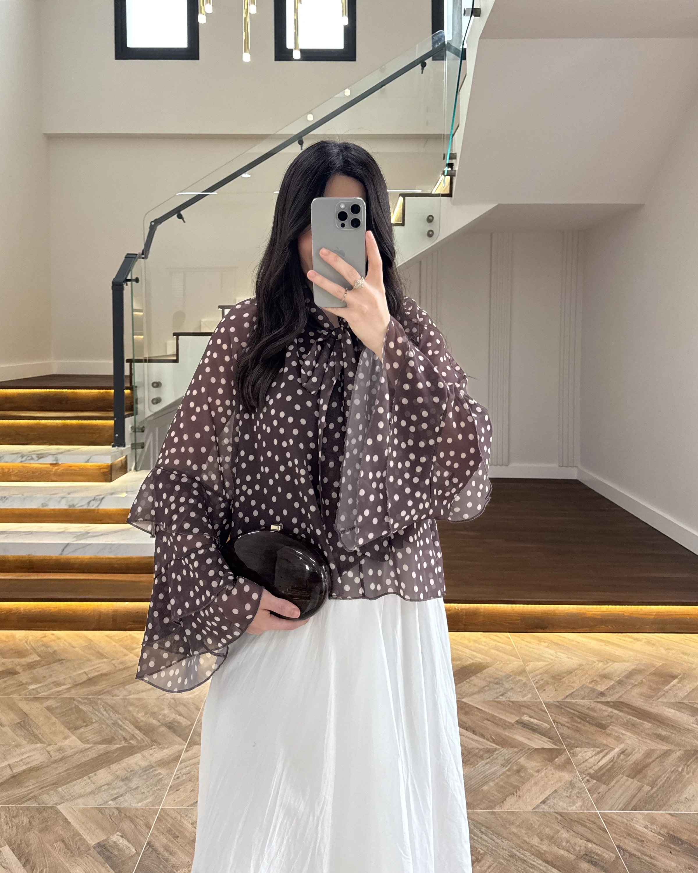 KAHVE PUANTİYELİ SALAŞ BLUZ