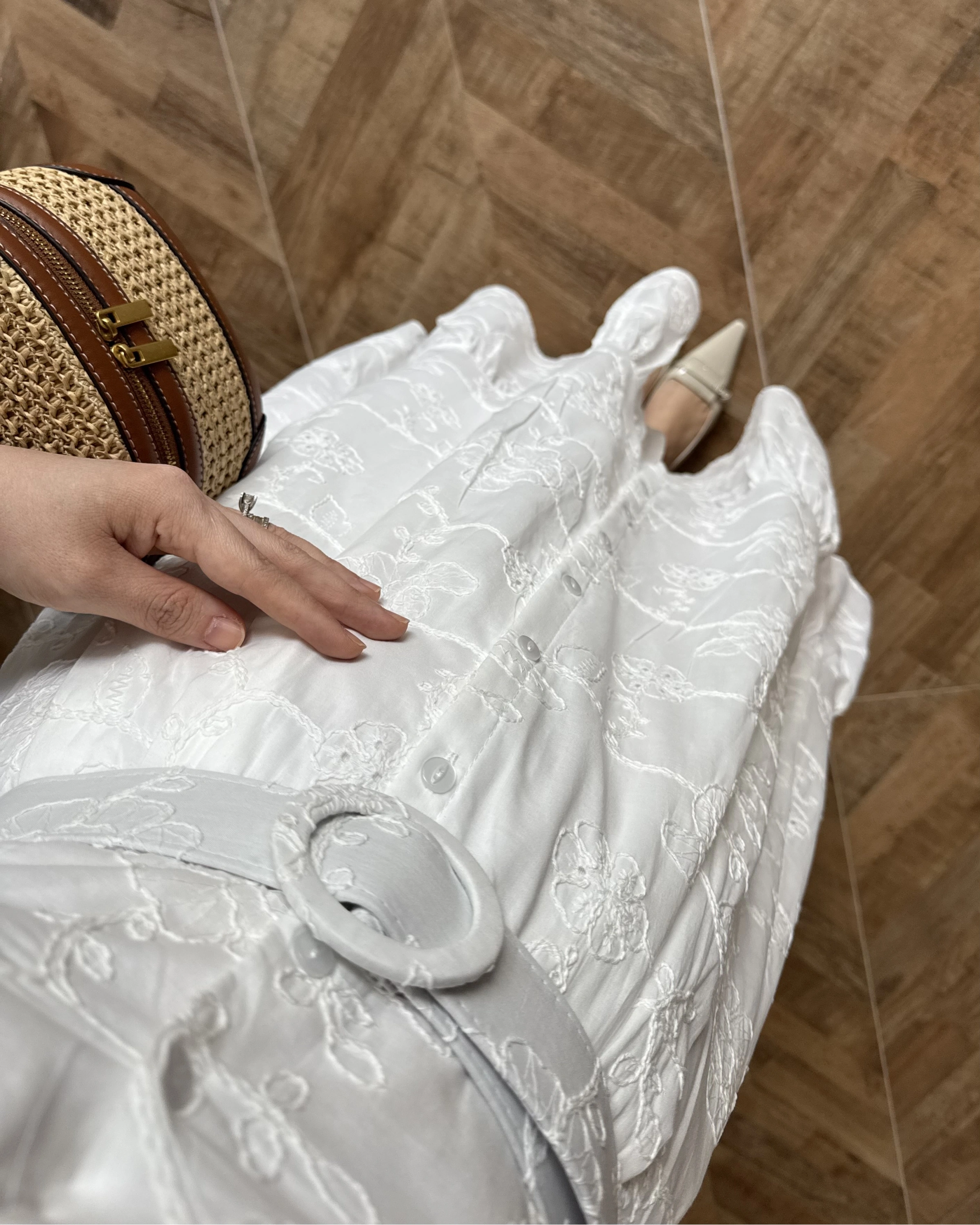 BALON KOL V YAKA ÇİÇEK BASKILI ELBİSE - 3076