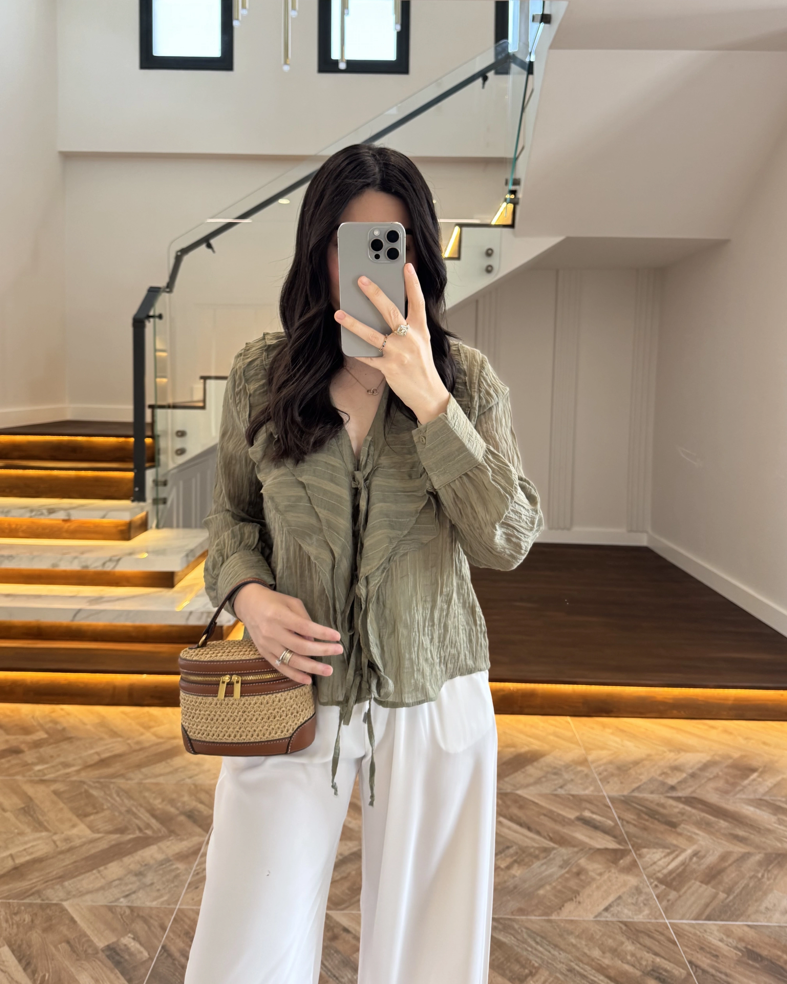 HAKİ ÖNÜ FIRFIR BAĞLAMA DETAYLI BLUZ-1069