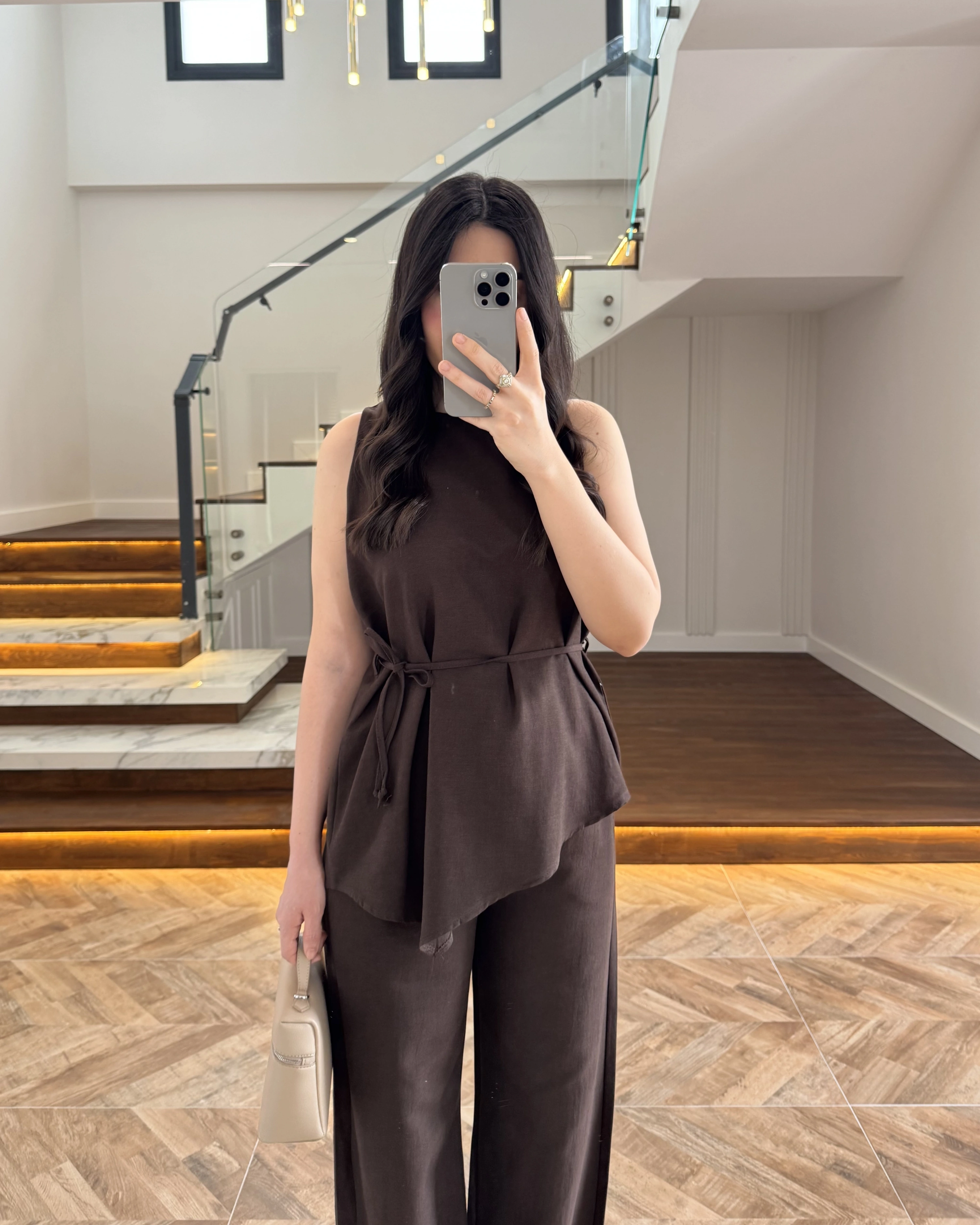 KAHVE ASİMETRİK BLUZ PANTOLON TAKIM-8784