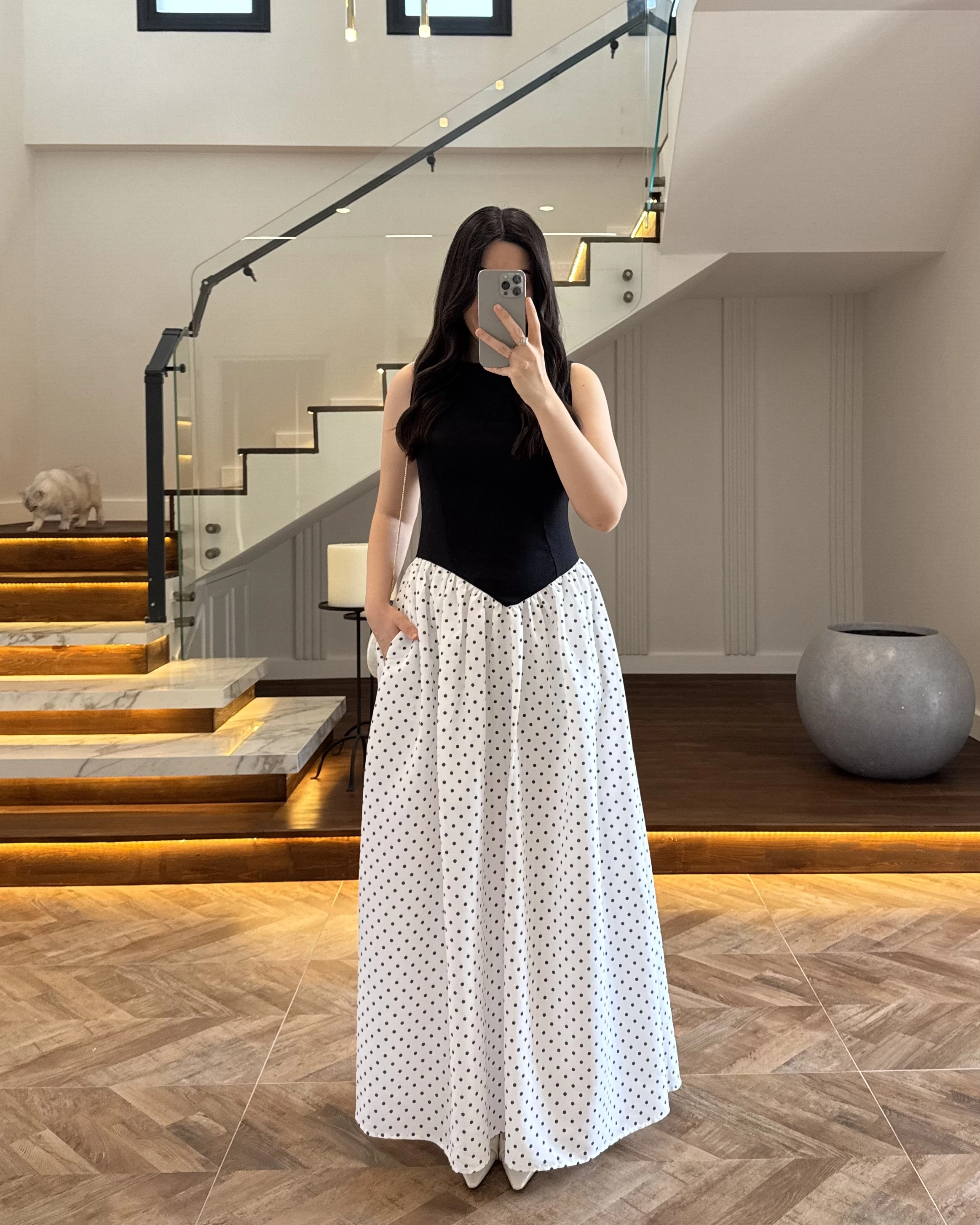PUANTİYELİ BELDEN OTURAN ELBİSE-8707