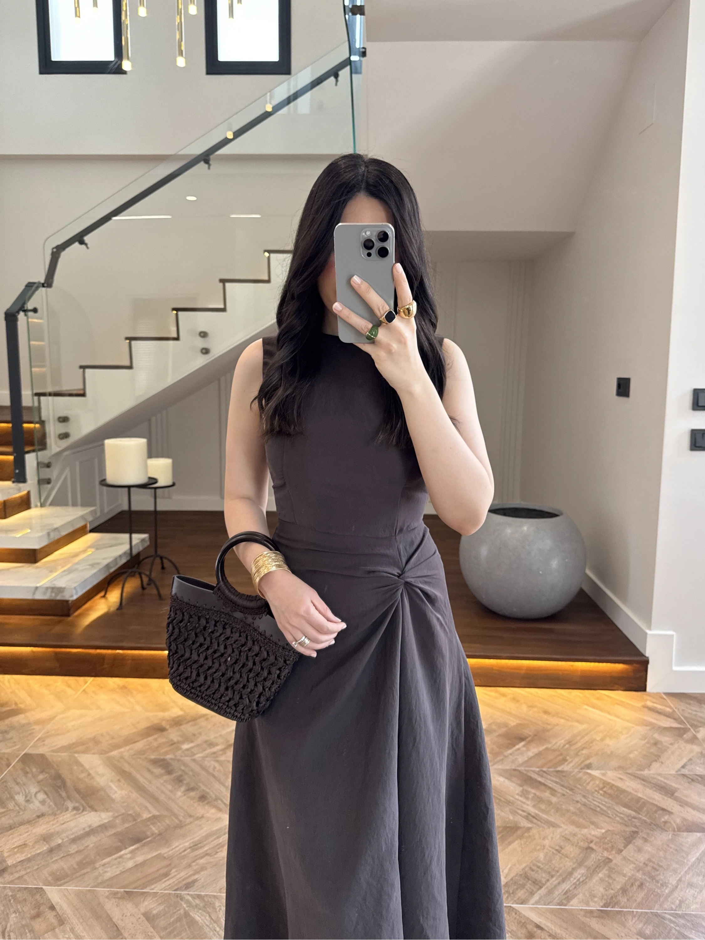 KAHVE DÜĞÜM DETAY KOLSUZ ELBİSE -2386