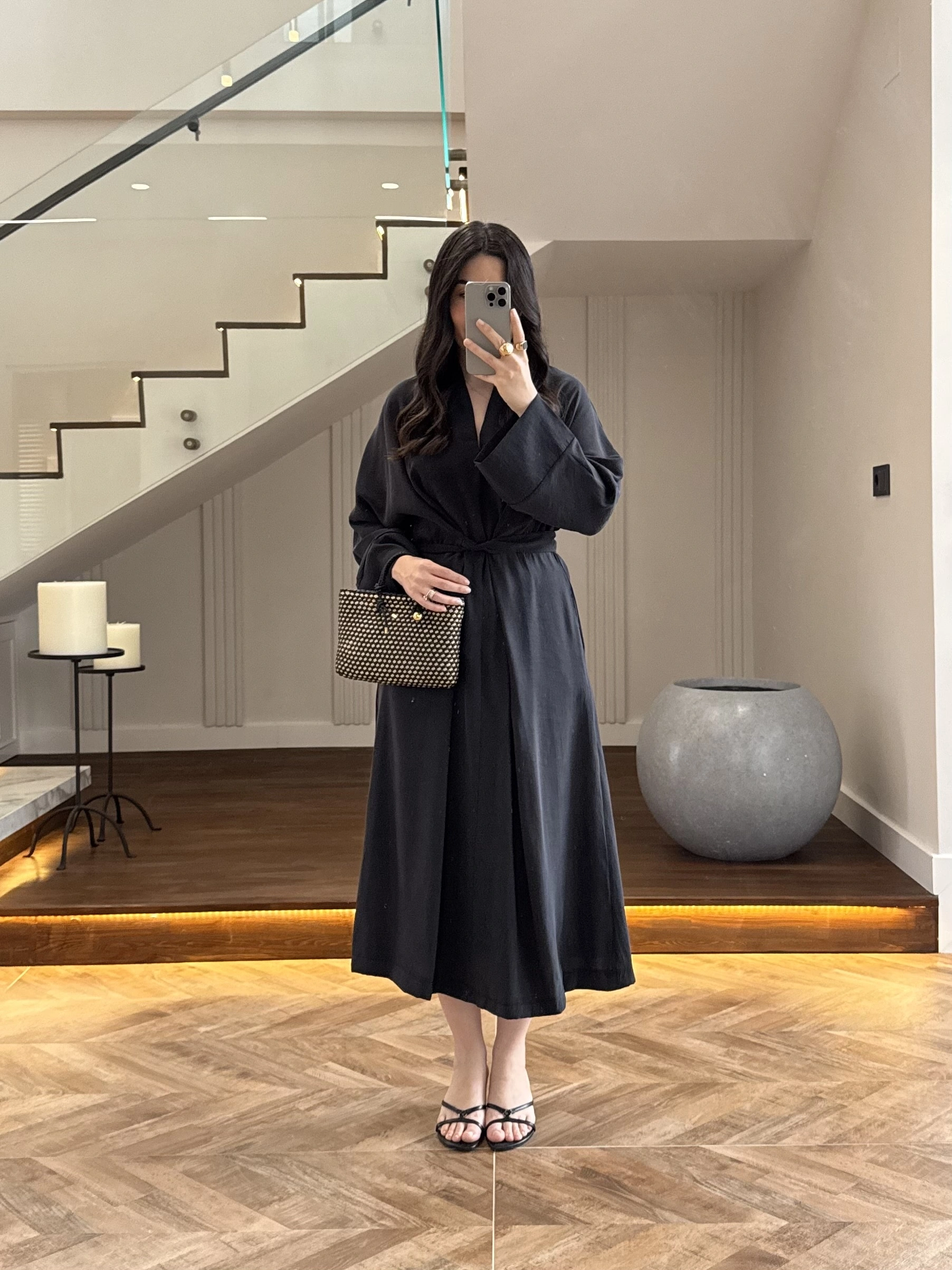 SİYAH KUŞAKLI ELBİSE-3412