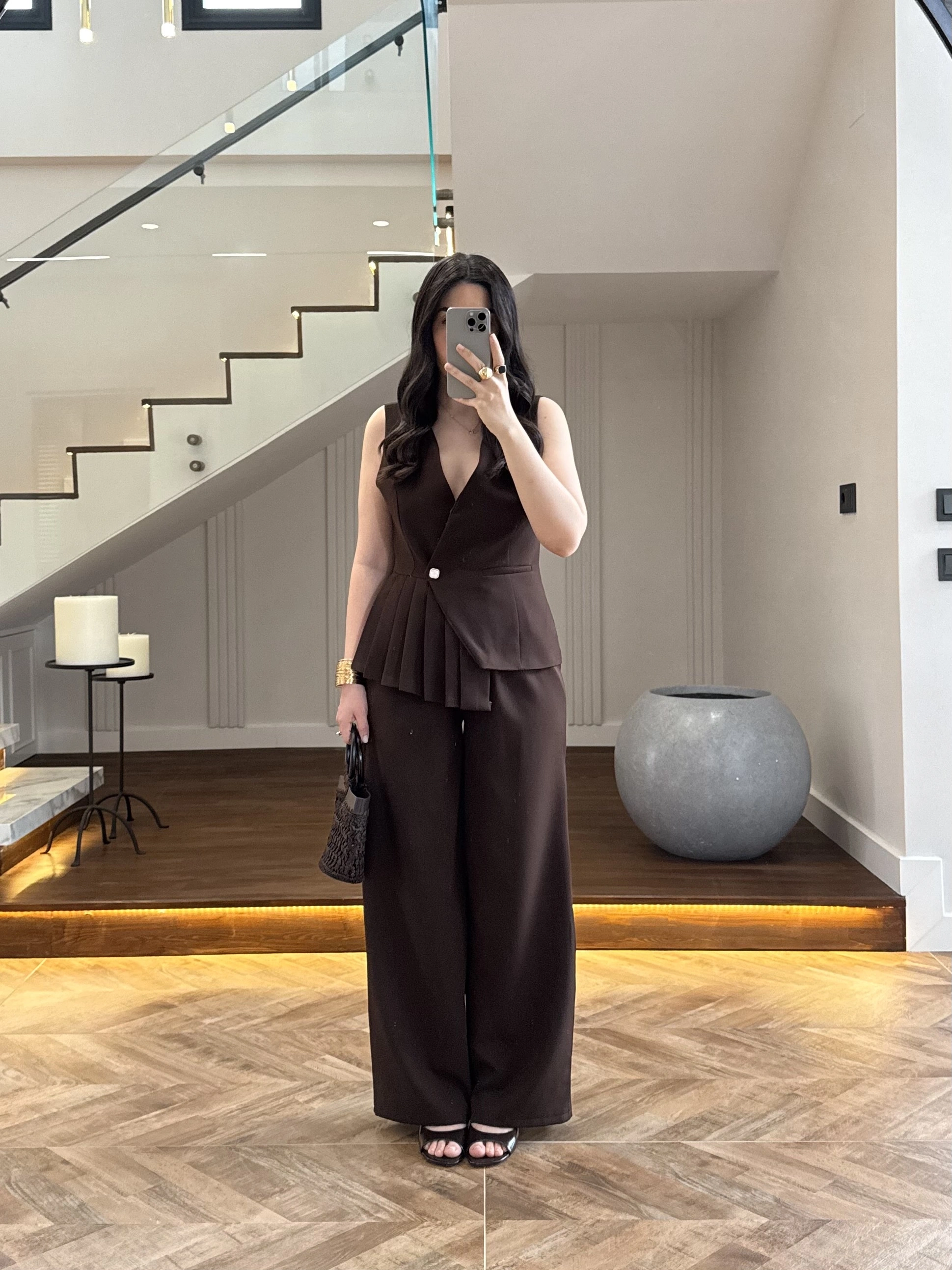KAHVE YELEKLİ PİLELİ TAKIM -8391