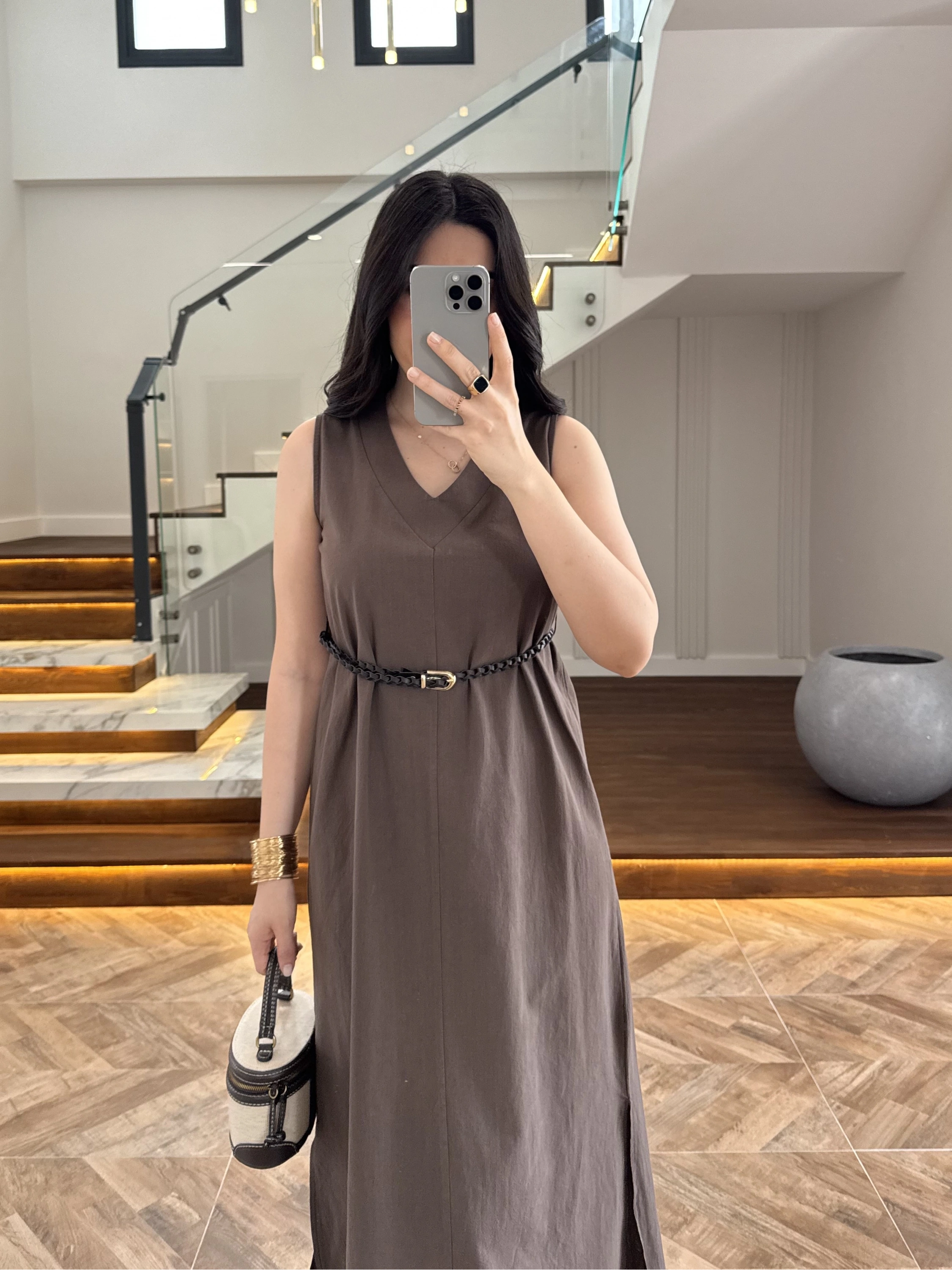 KAHVE V YAKA KEMERLİ ELBİSE-2382