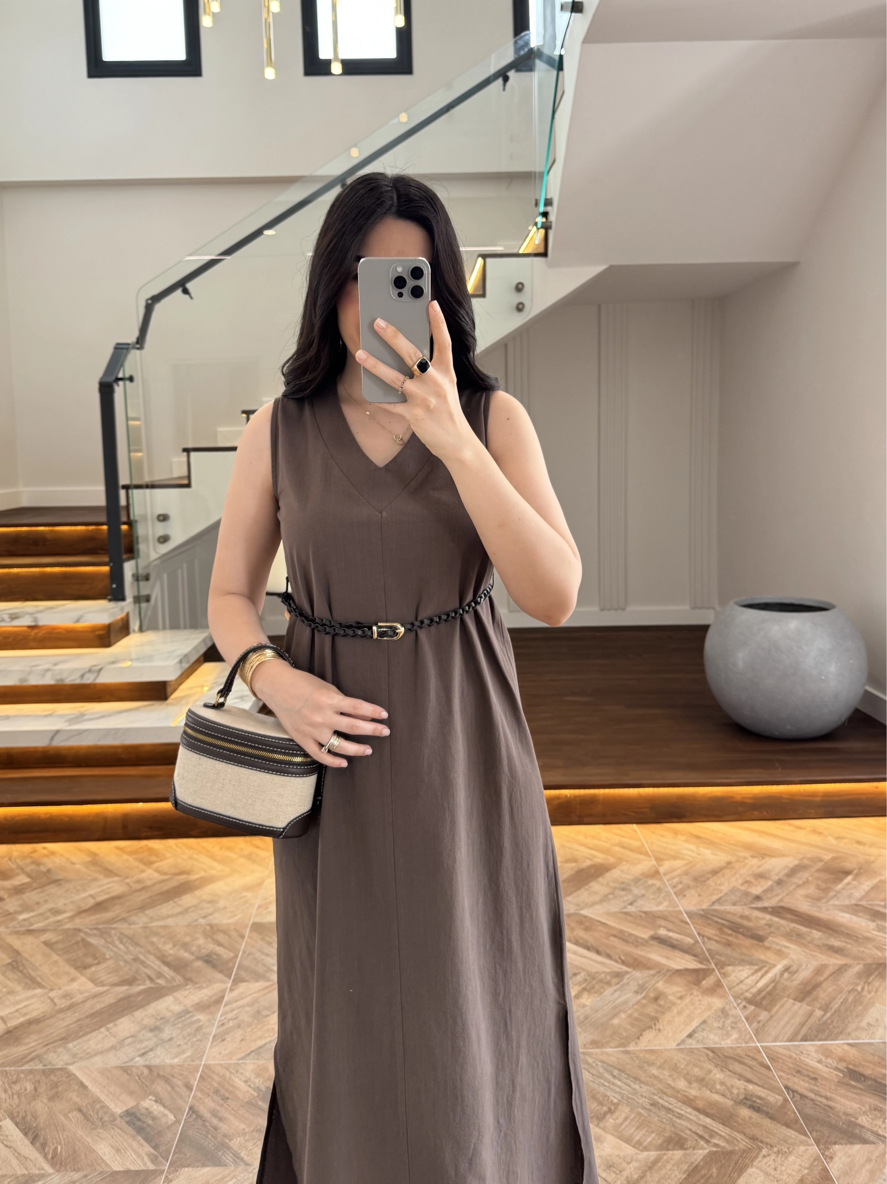 KAHVE V YAKA KEMERLİ ELBİSE-2382