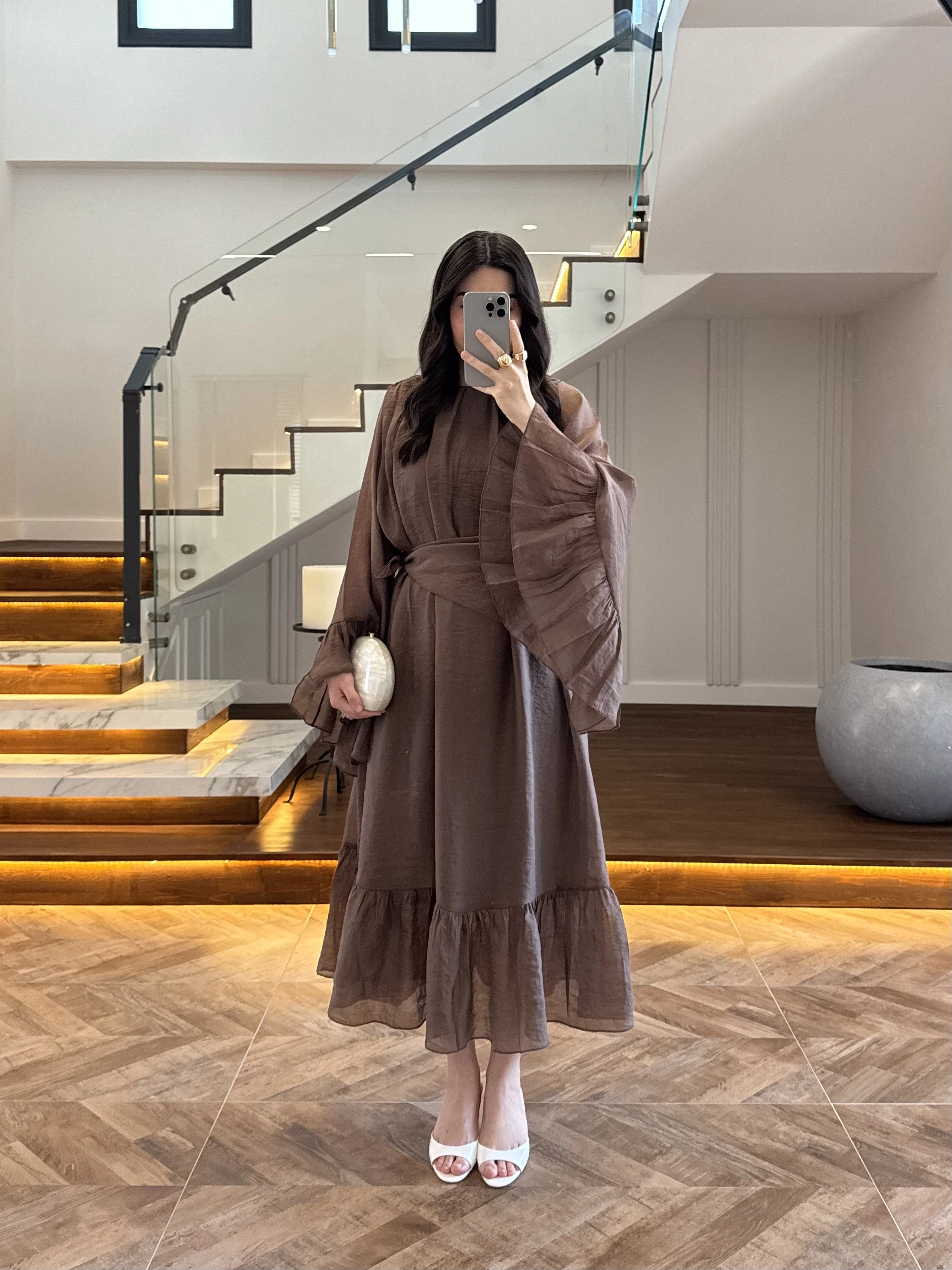 KAHVE ŞALLI BÜZGÜLÜ ELBİSE-3404