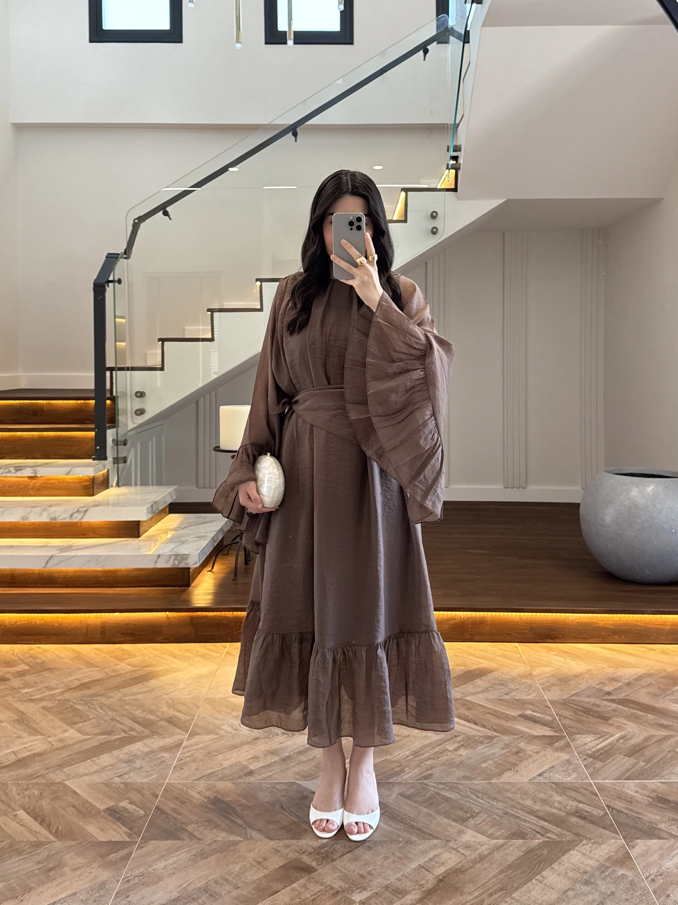 KAHVE ŞALLI BÜZGÜLÜ ELBİSE-3404