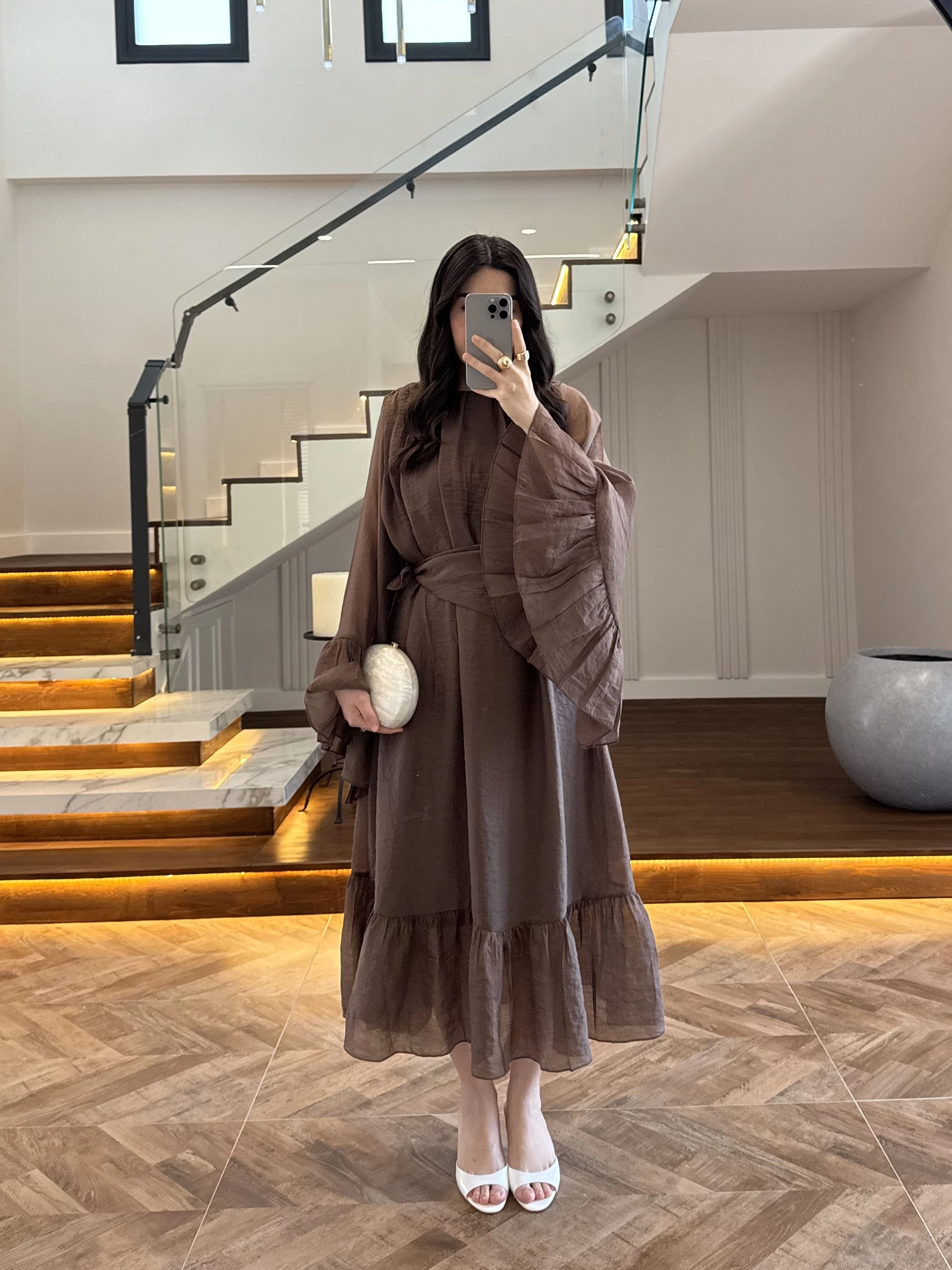 KAHVE ŞALLI BÜZGÜLÜ ELBİSE-3404