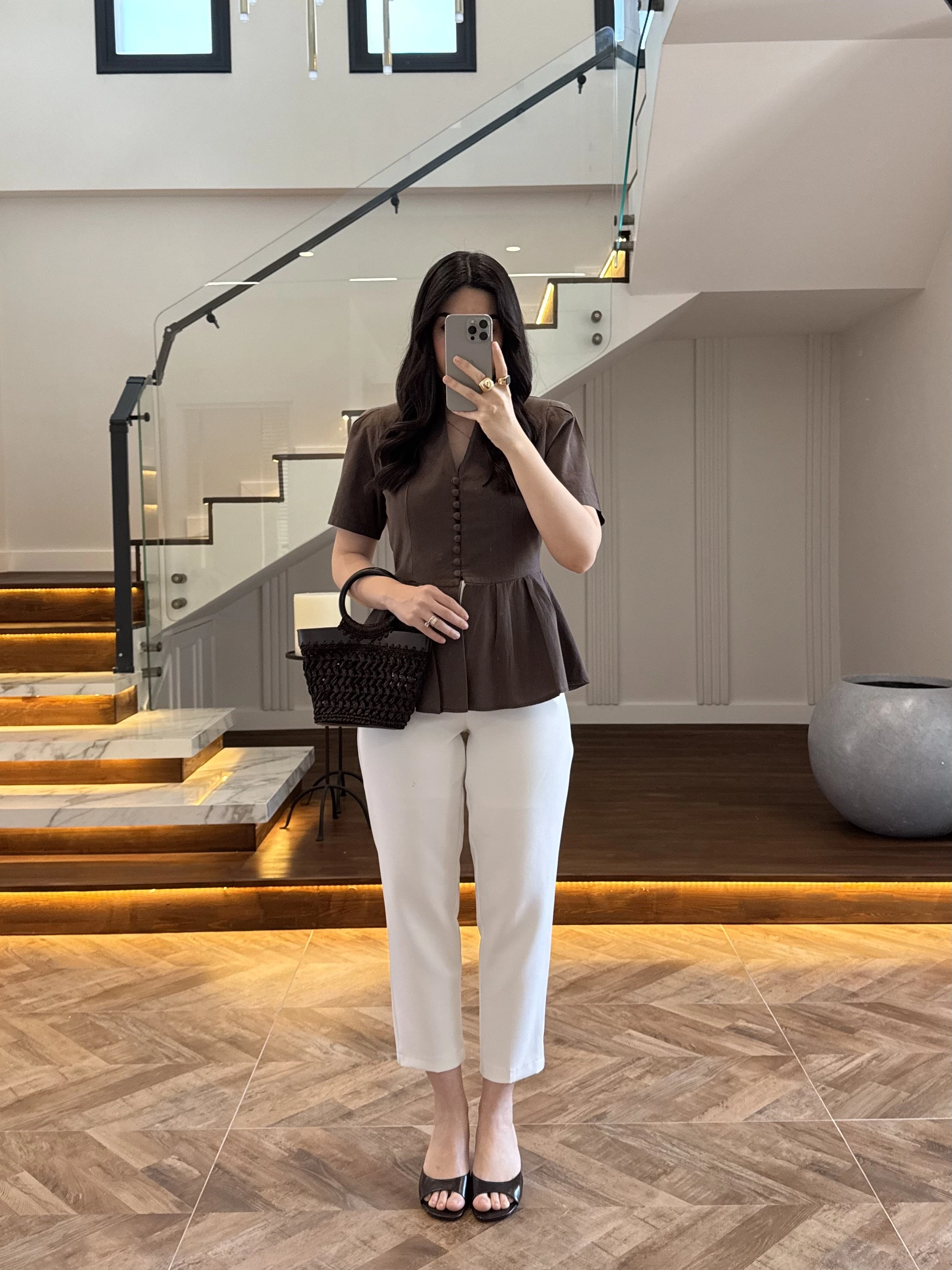 KAHVE VATKALI DÜĞME DETAY GÖMLEK-5506