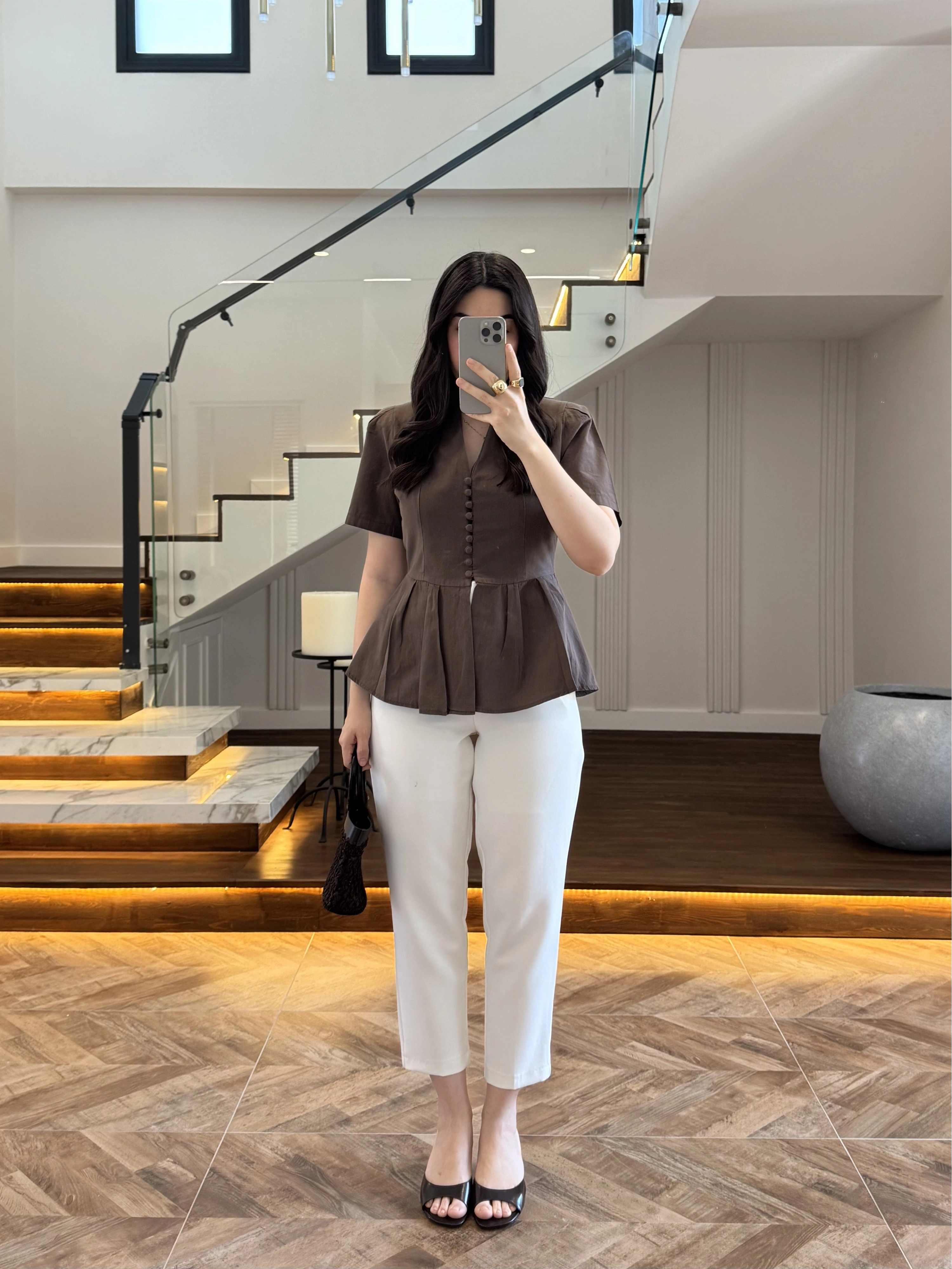 KAHVE VATKALI DÜĞME DETAY GÖMLEK-5506