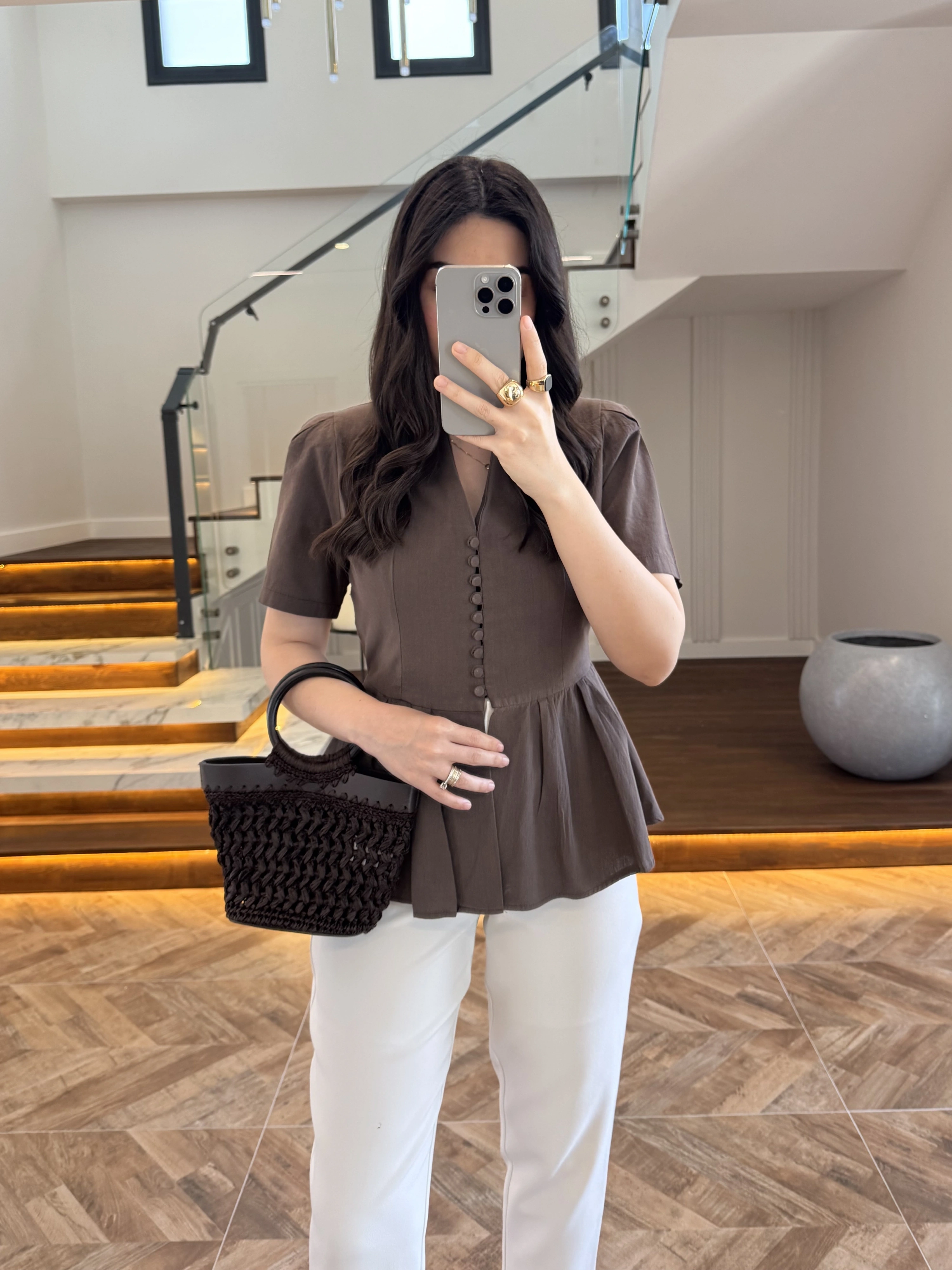 KAHVE VATKALI DÜĞME DETAY GÖMLEK-5506