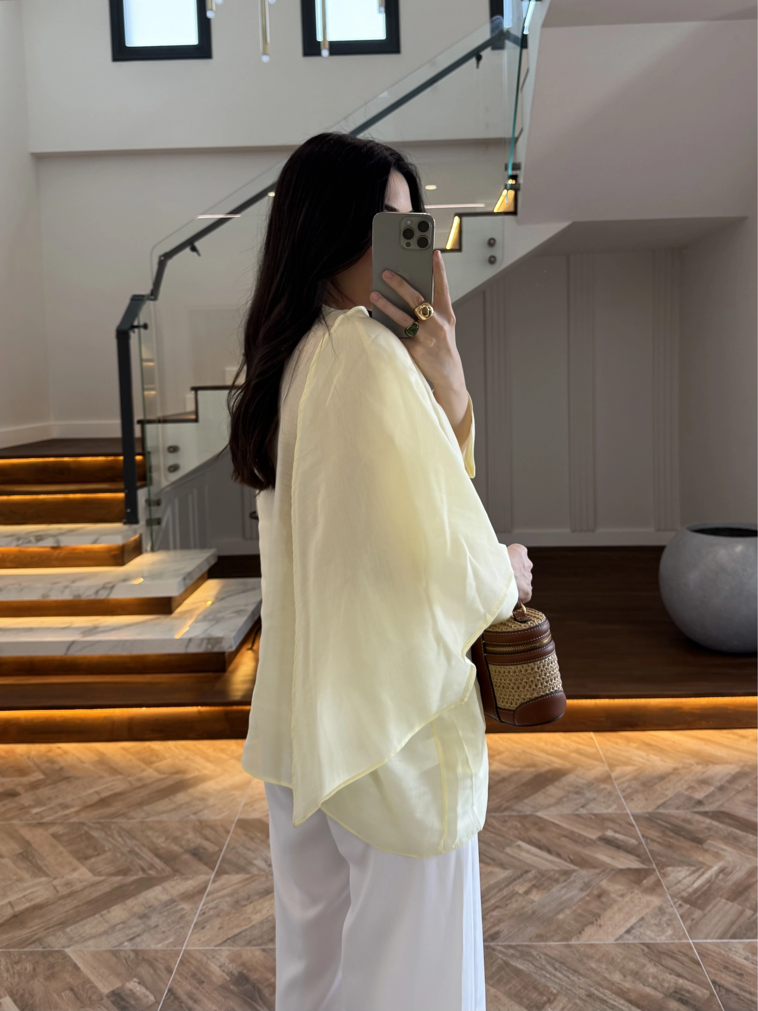 SARI UÇUŞAN PELERİN BLUZ-5026