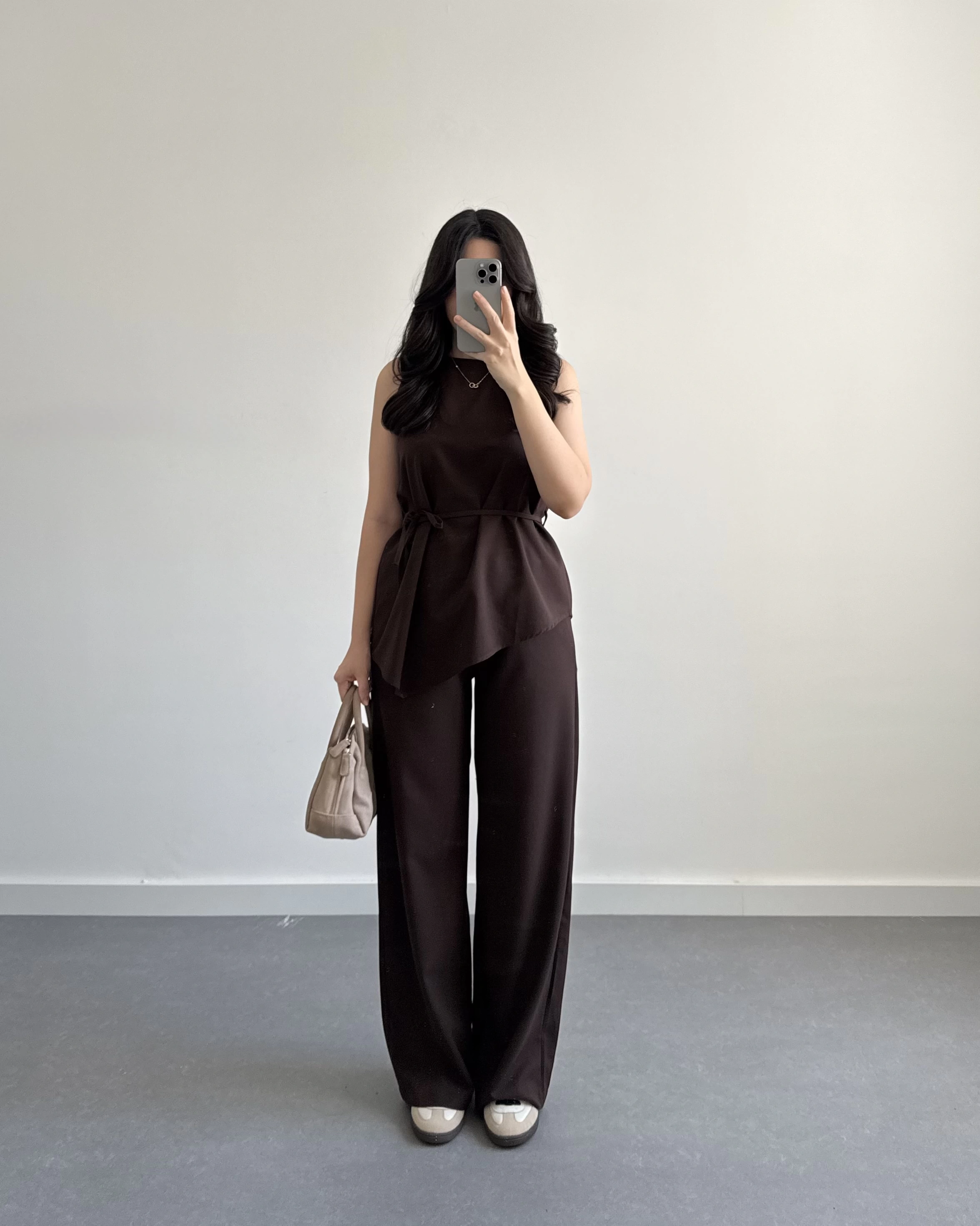 ASİMETRİK KESİM İKİLİ TAKIM KAHVE