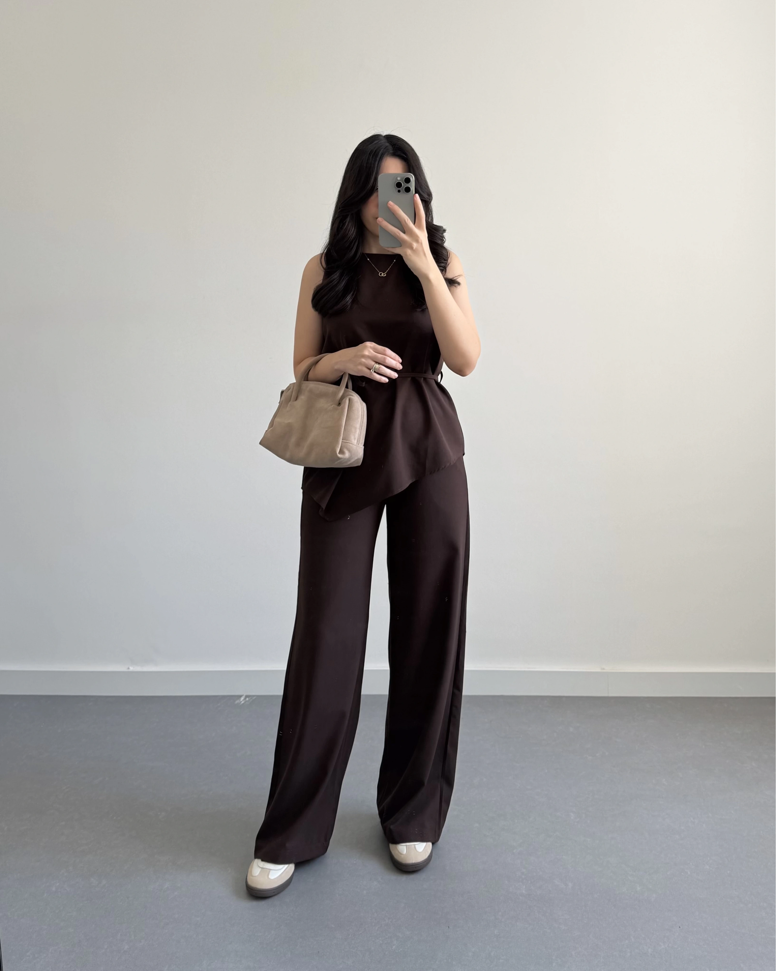 ASİMETRİK KESİM İKİLİ TAKIM KAHVE