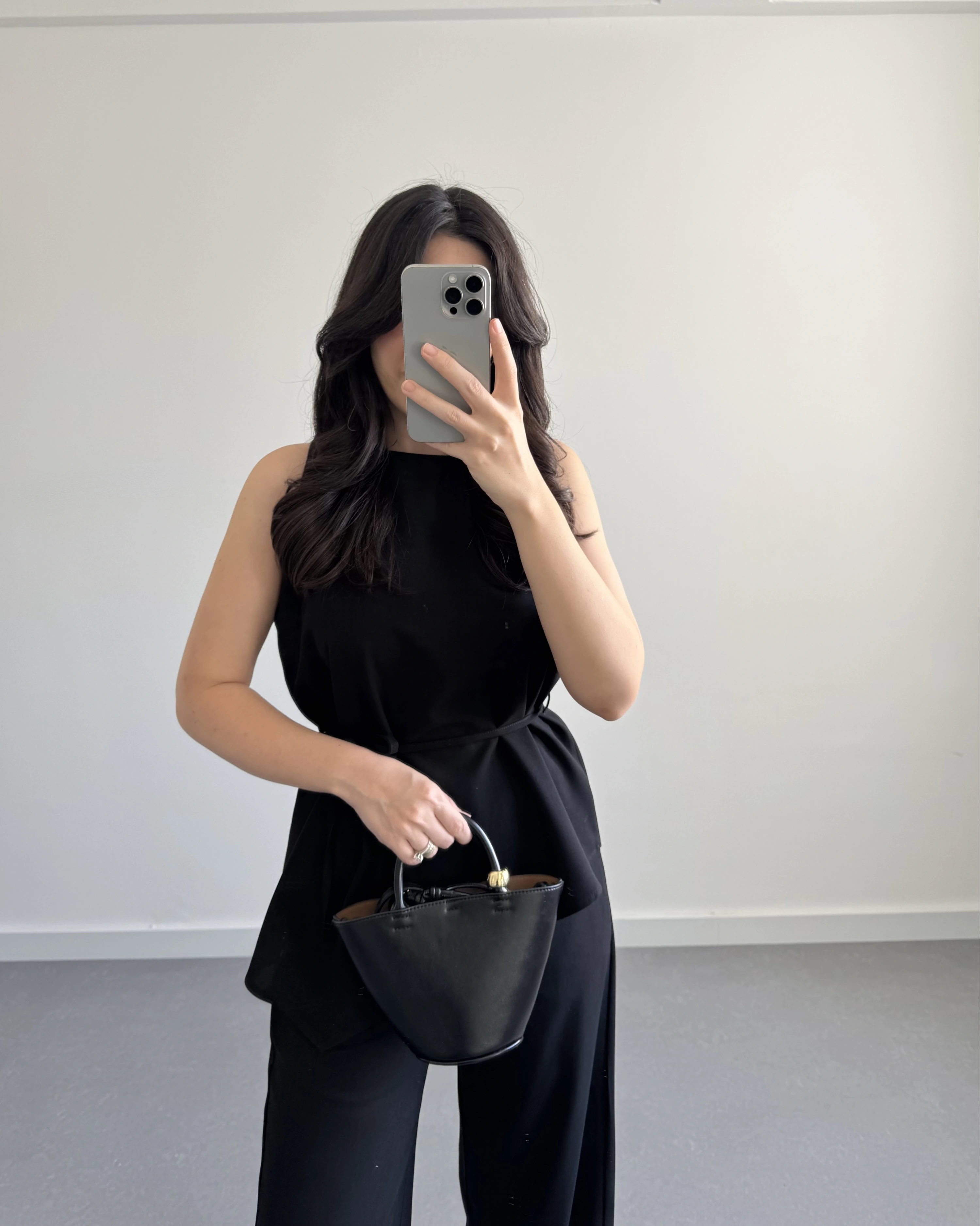 ASİMETRİK KESİM İKİLİ TAKIM SİYAH