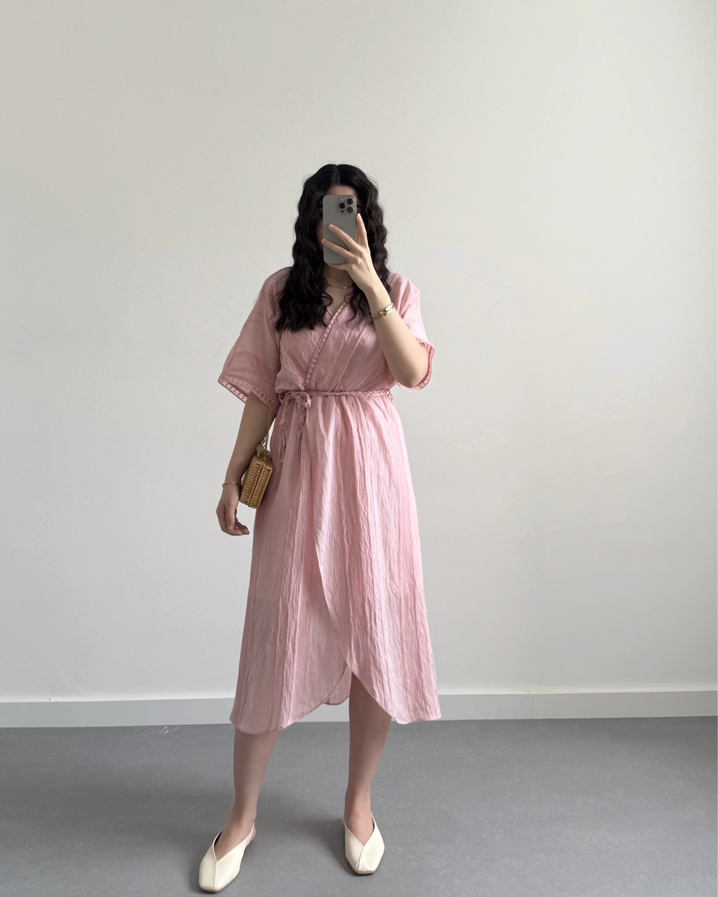 AVA PEMBE KURUVAZE ÖRGÜ KEMERLİ ELBİSE