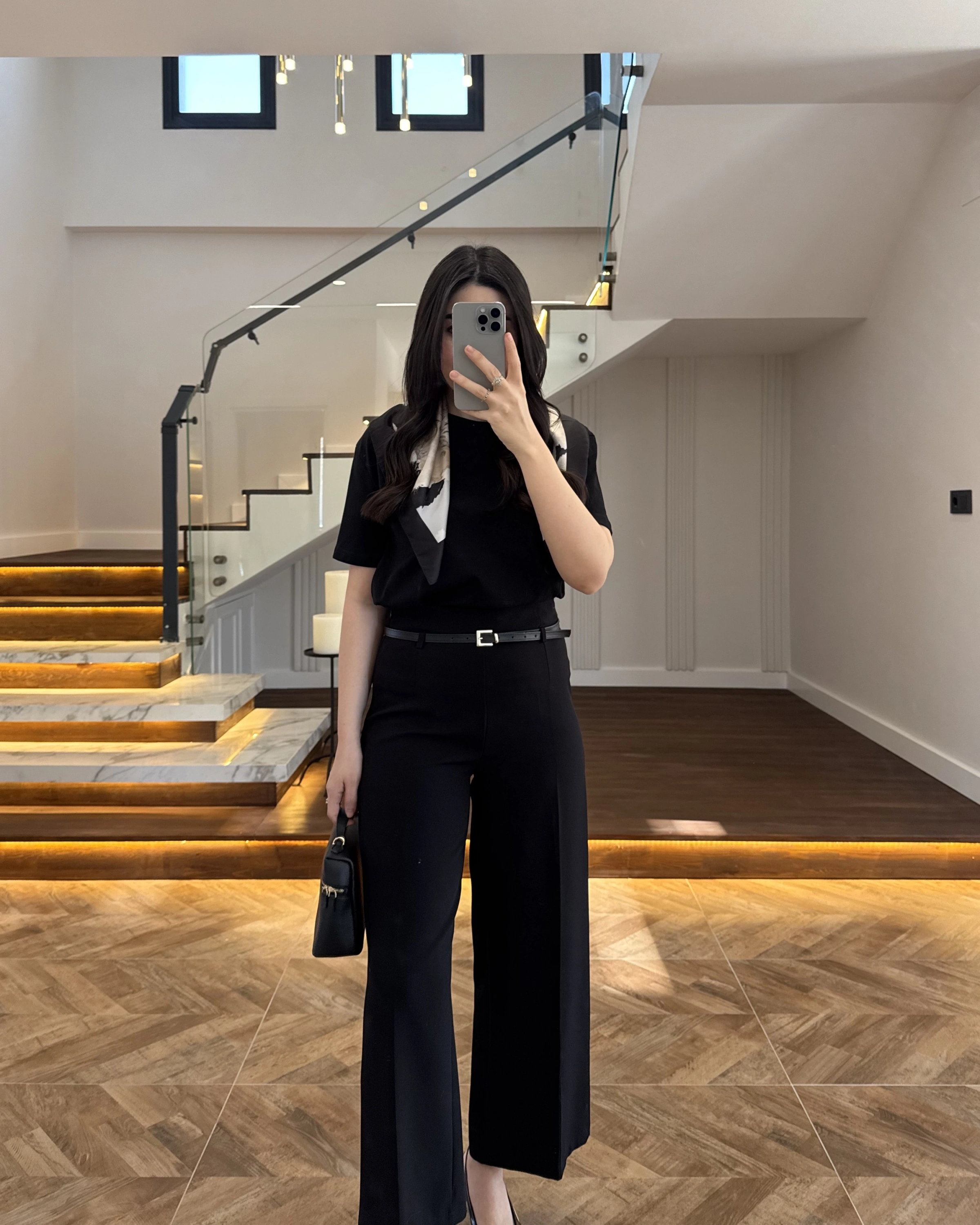 BELİ KEMERLİ CREP KUMAŞ PANTOLON SİYAH