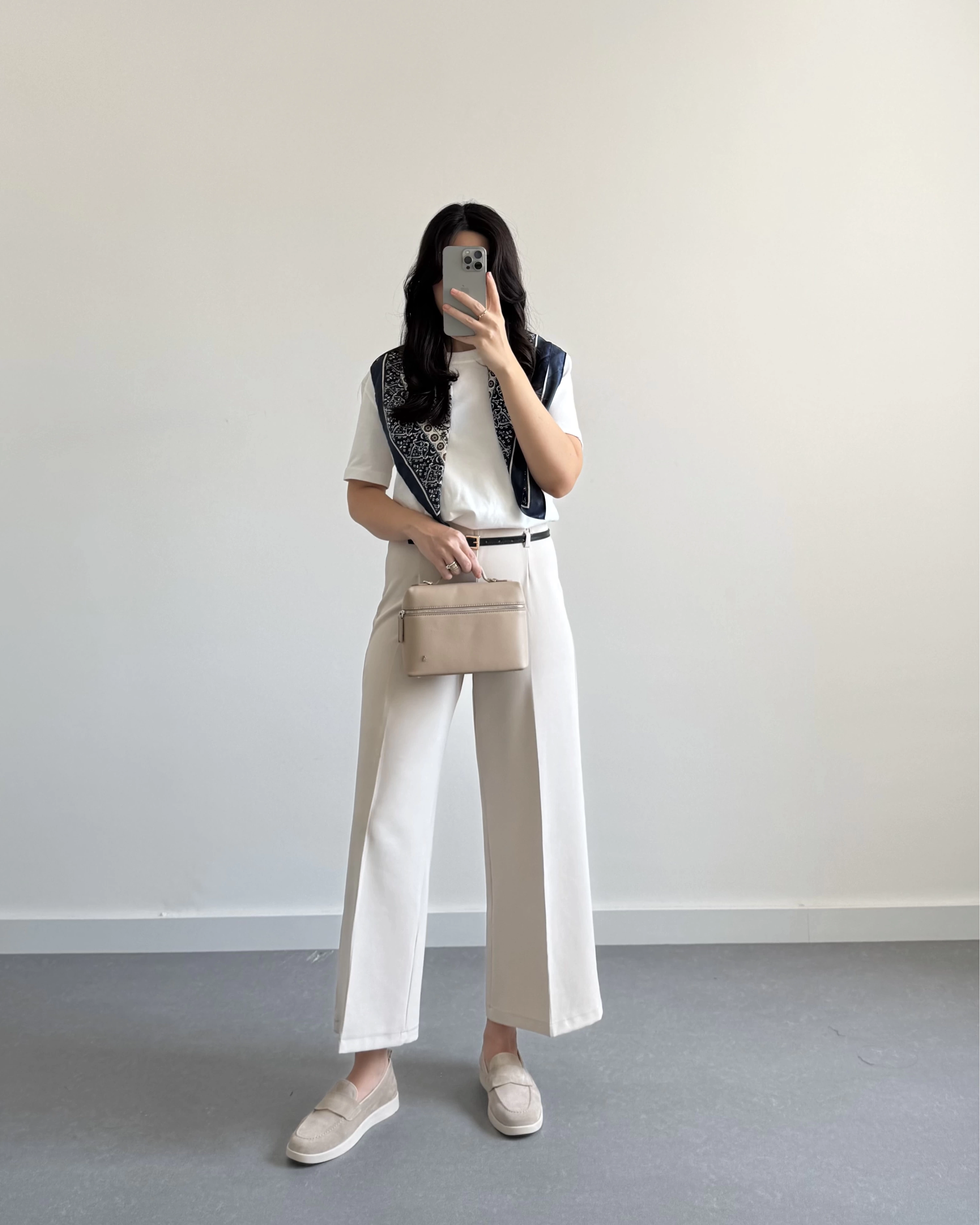 BELİ KEMERLİ CREP KUMAŞ PANTOLON TAŞ